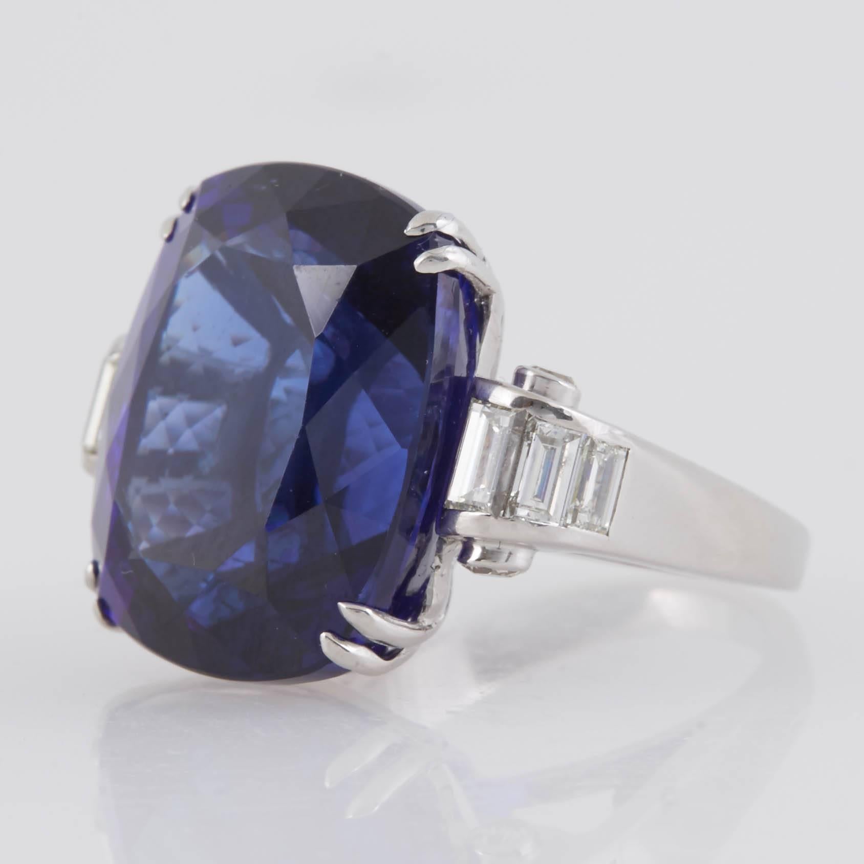Women's or Men's Tanzanite and Diamond Ring