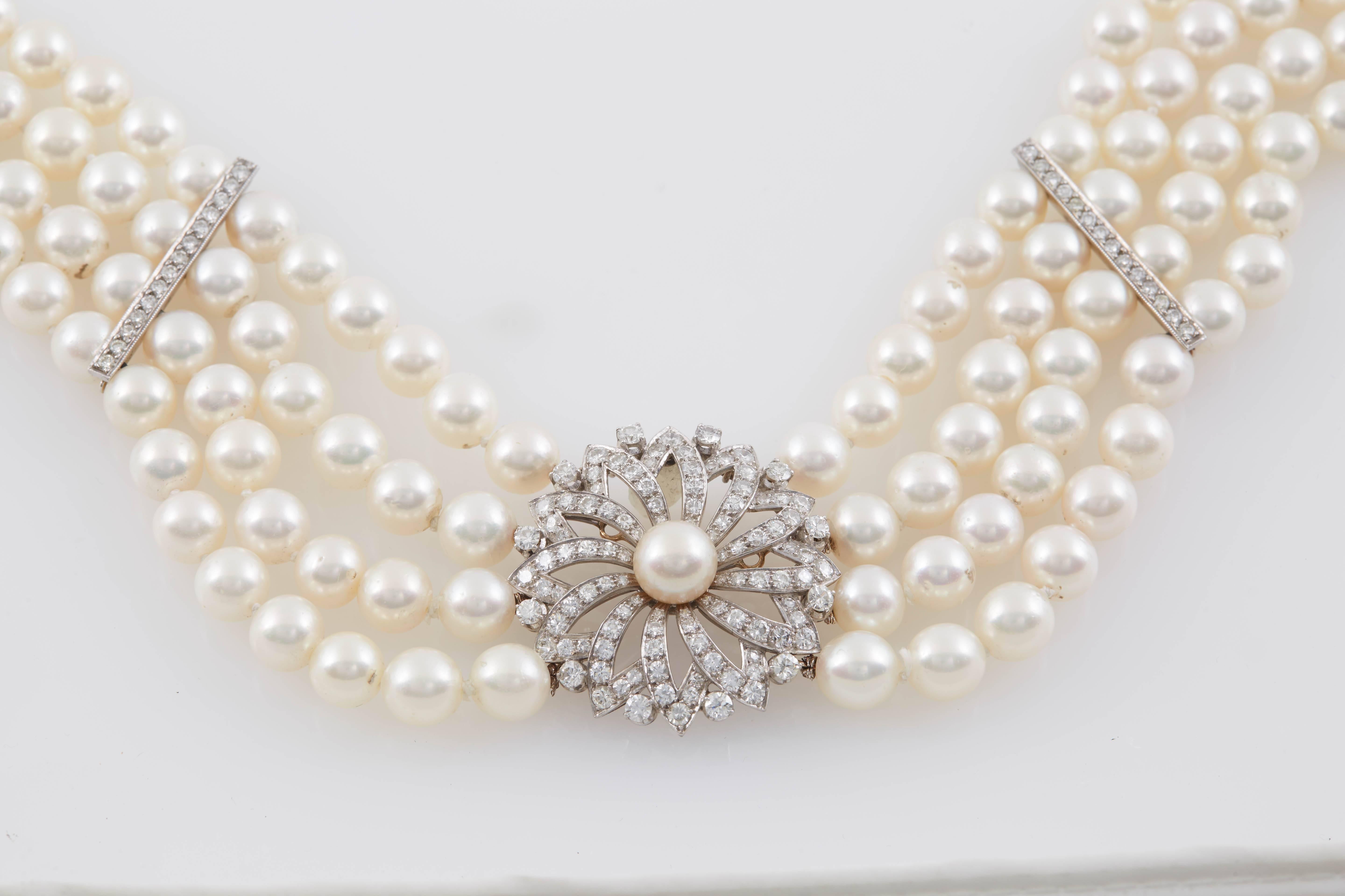 Beautiful Akoya Pearl and Diamond Chocker In Excellent Condition In New York, NY