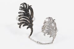 SAM.SAAB Feather Motif Diamond and White Gold Chain Ring
