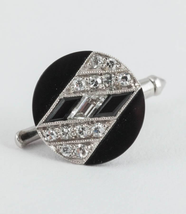 Art Deco Cufflinks & Dress Set in Platinum, Onyx & Diamonds , French circa 1930 In Good Condition For Sale In London, GB