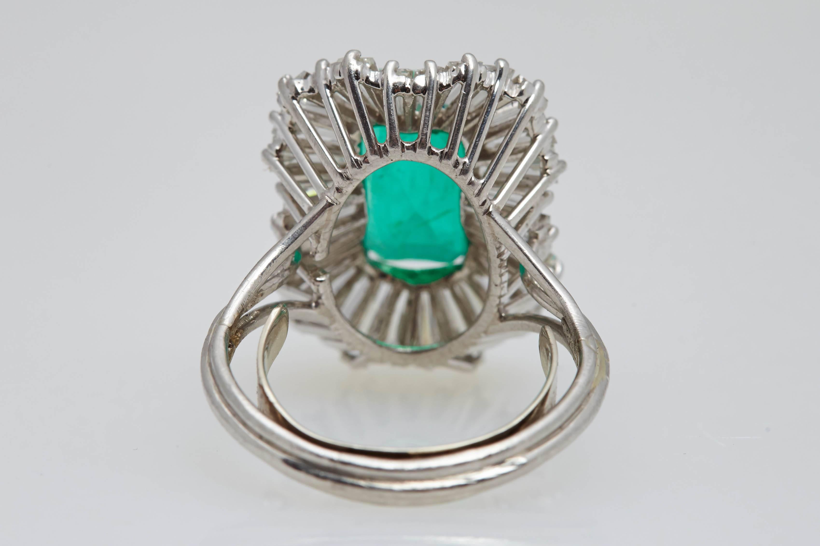 Women's 5.42 Carat Emerald and Diamond Platinum Ballerina Ring For Sale