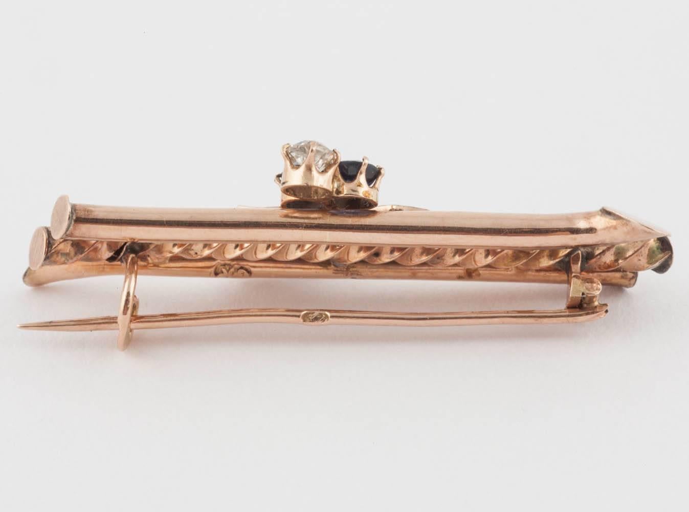 Russian Imperial-era Gold Sapphire Diamond Brooch with Heart, circa 1900 In Good Condition For Sale In St. Catharines, ON