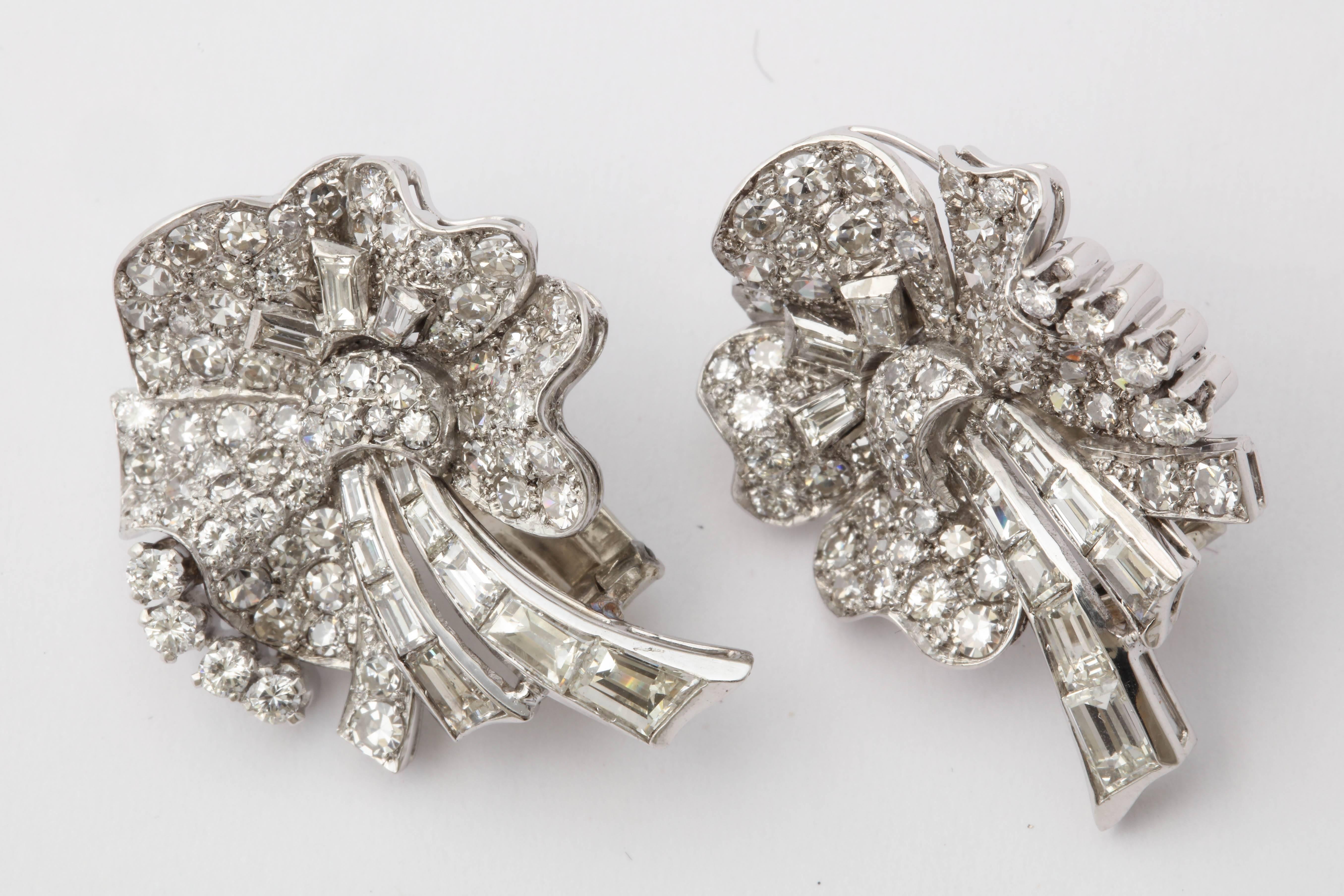 1950s Elegant Figural Pansy Floral Diamond with Baguettes Platinum Earclips In Good Condition In New York, NY