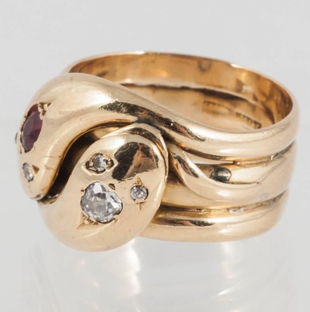 Double Serpent Ring In Excellent Condition For Sale In London, GB