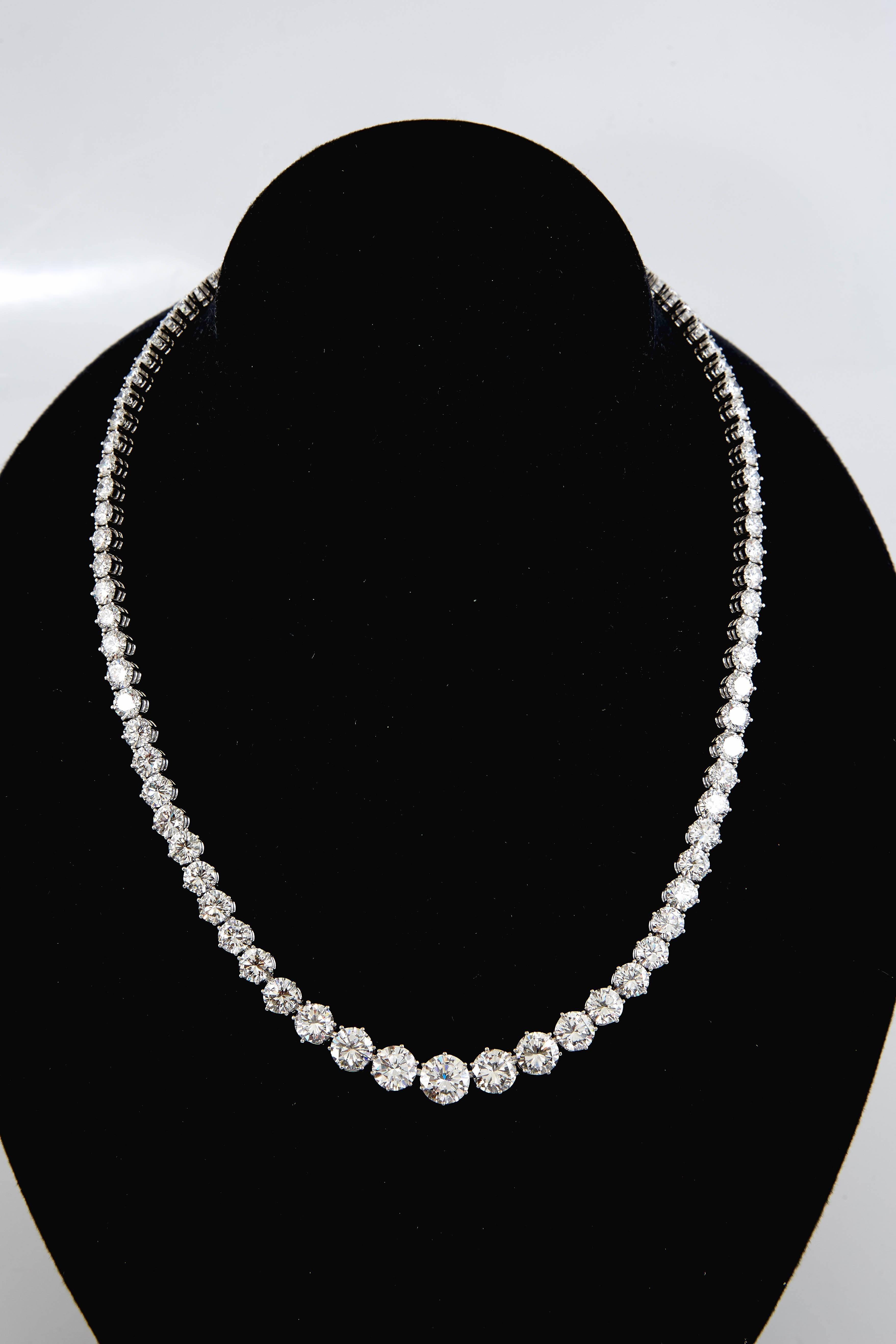 GIA Certified 41.00 Carat Diamond Riviere Necklace In Excellent Condition For Sale In New York, NY