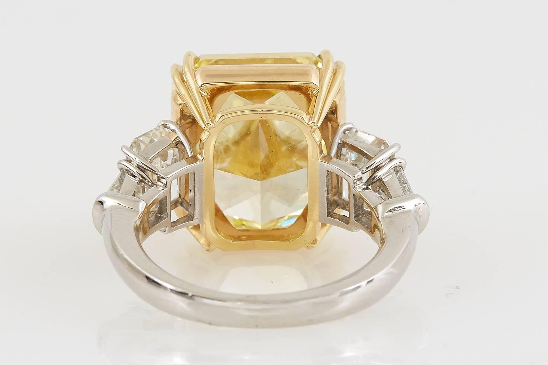GIA Certified 15.37 Carat Natural Fancy Intense Yellow Diamond Ring In Excellent Condition In New York, NY