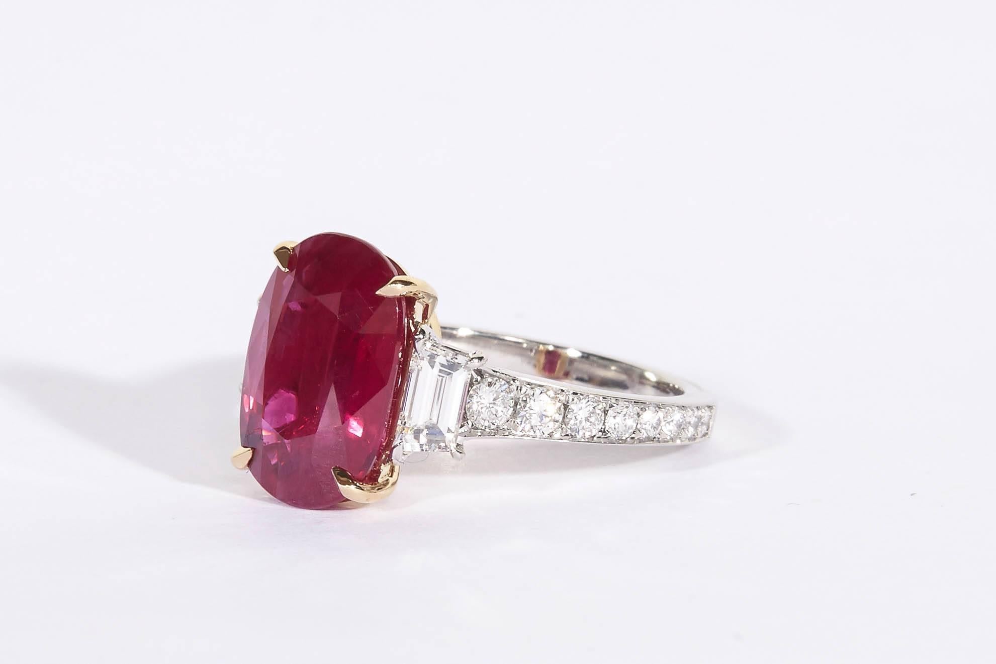 6 Carat Burma Ruby and Diamond Ring In New Condition In New York, NY