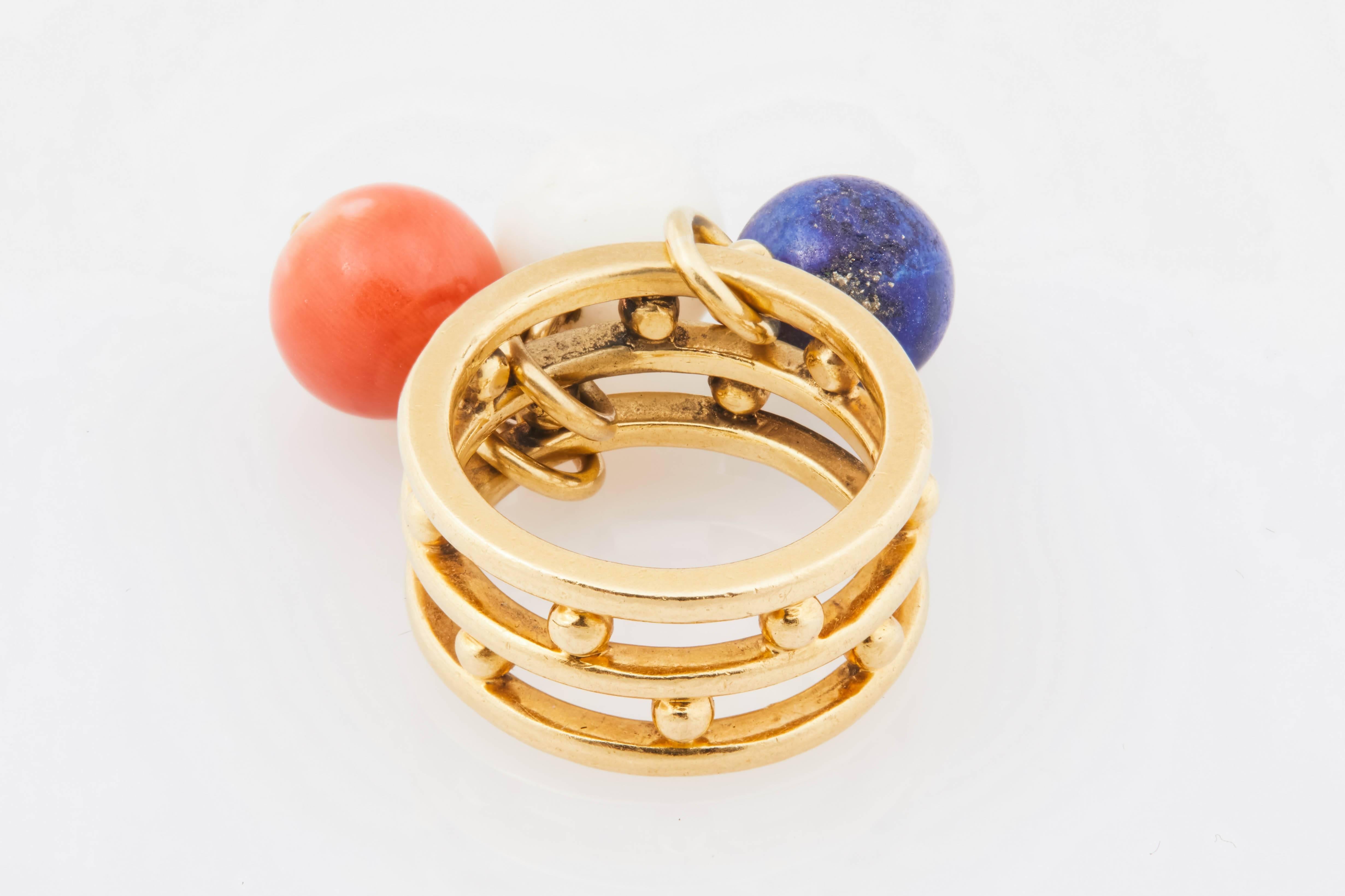 1970s French 18 Karat Gold Ring with Red and White Coral and Blue Lapis Beads In Good Condition In Chicago, IL