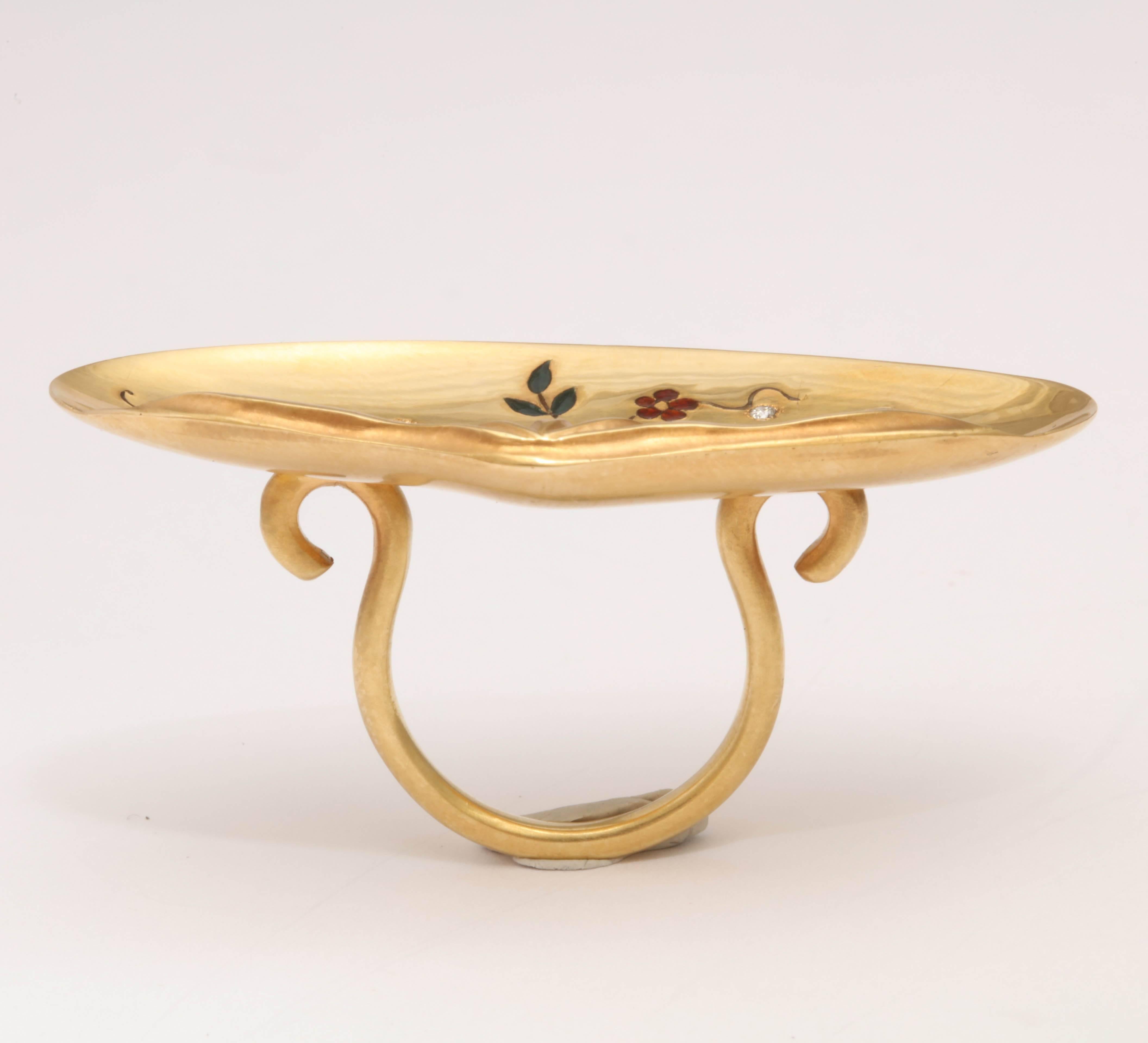 Rebecca Koven Gold Shell Ring For Sale 1