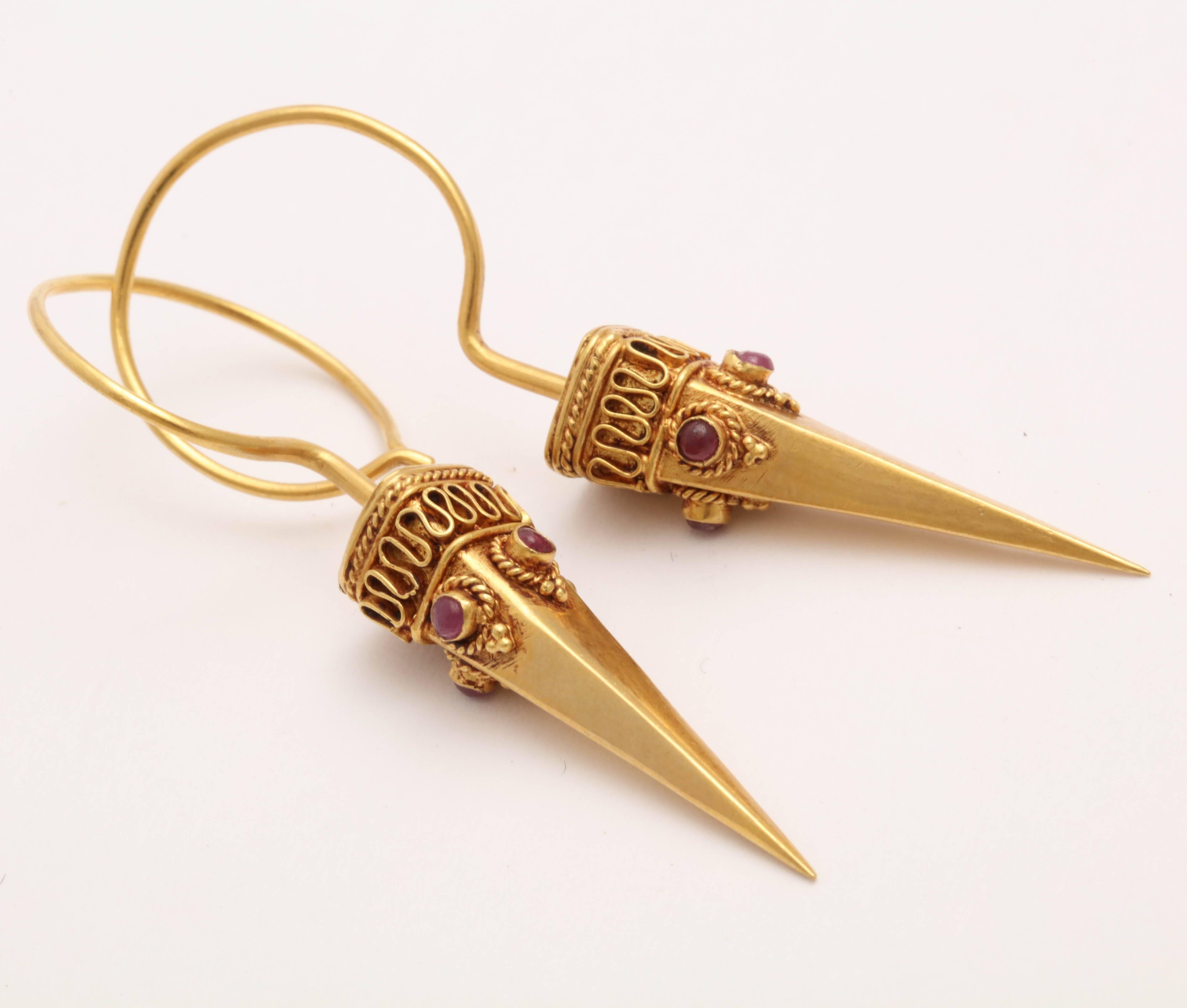 Gold Ruby Spike Earrings In New Condition For Sale In Fifth Avenue, NY