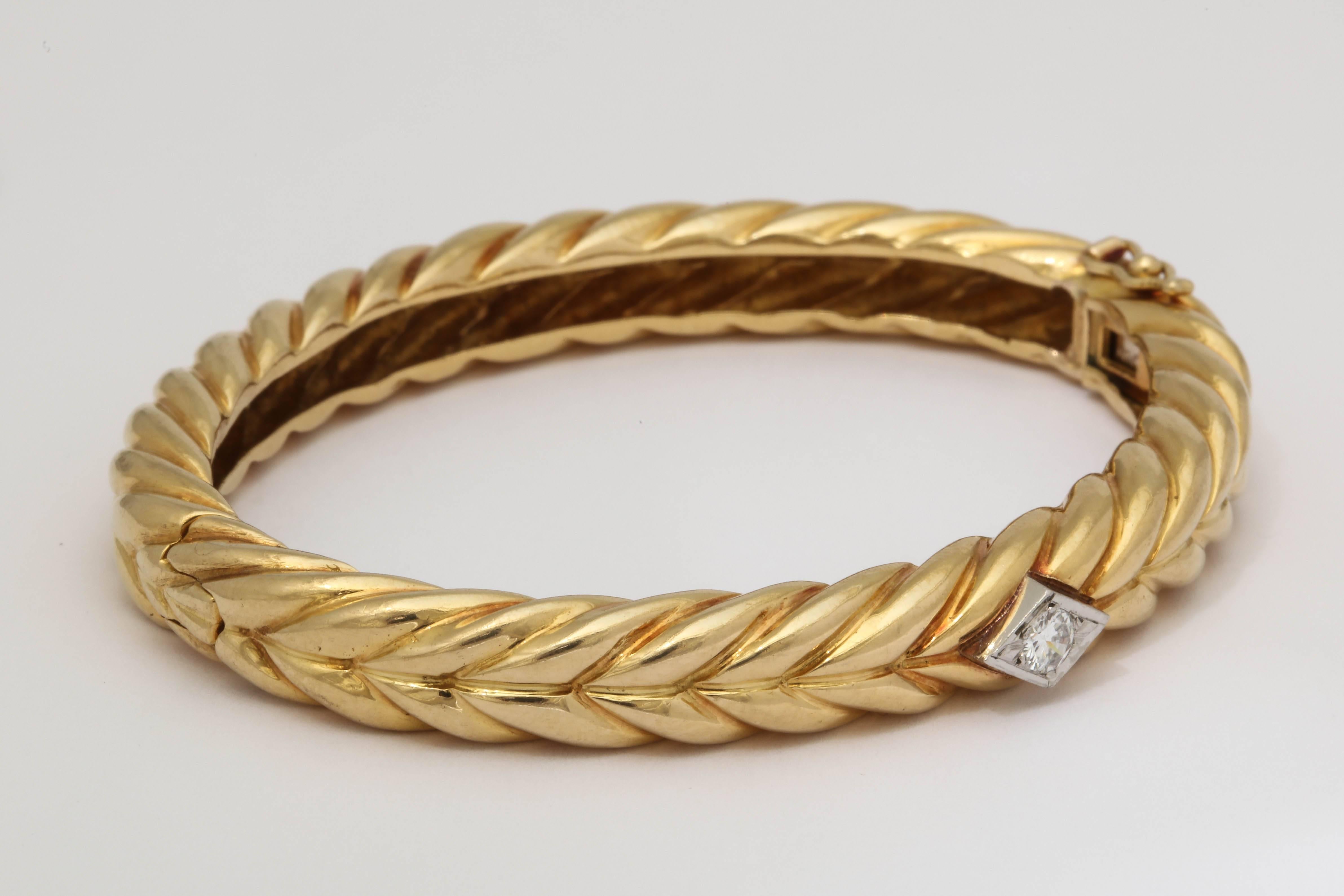 Women's 1970s Cartier Textured Ridged Gold Diamond Hinged Bangle Bracelet