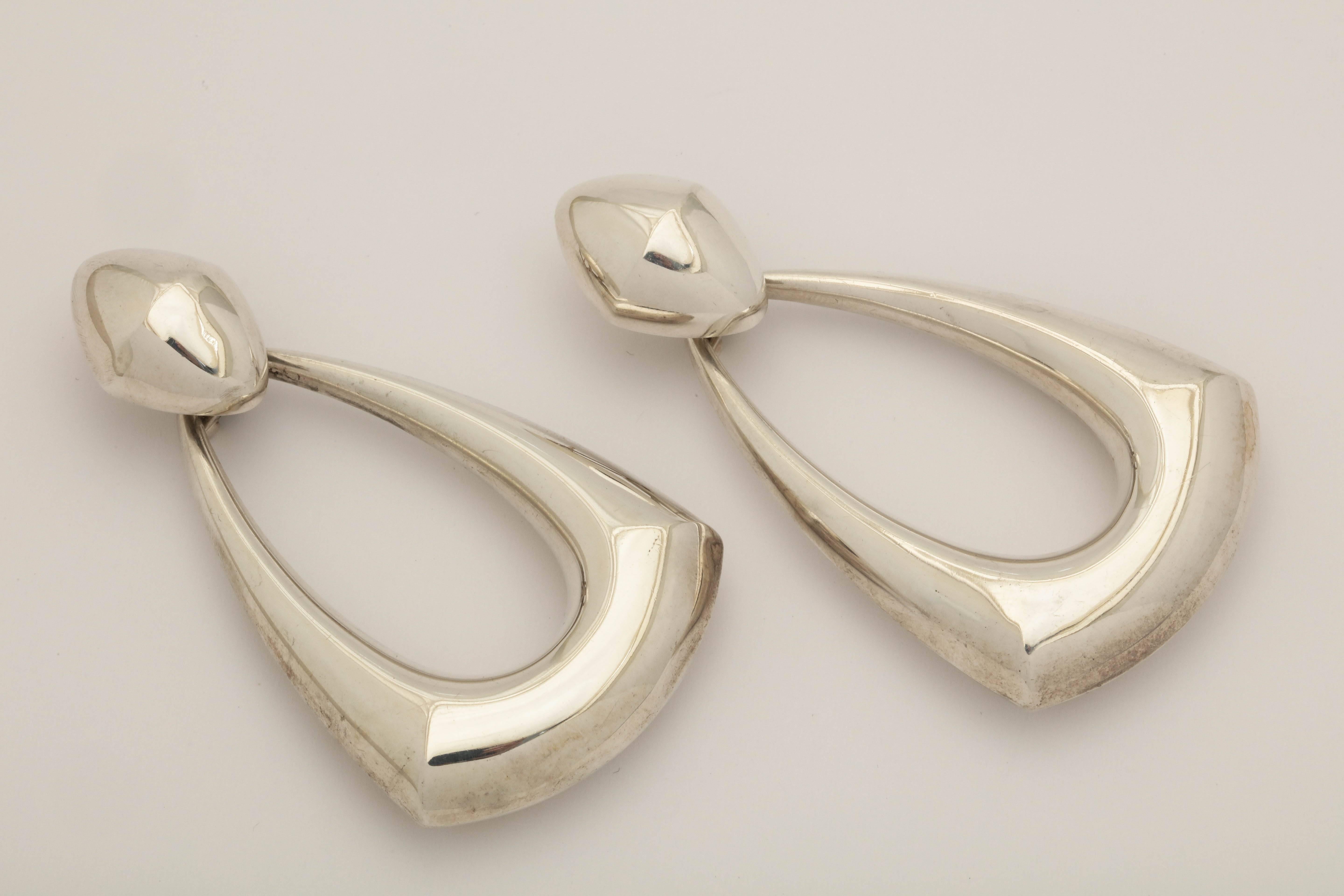 1980s Sterling Silver Detachable Large Doornocker Hanging Earrings with Posts In Excellent Condition In New York, NY