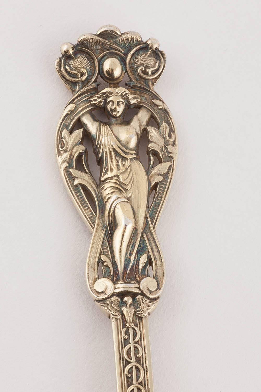 English Silver Gilt Knife Fork and Spoon by Hunt & Roskell, 1897 In Excellent Condition In St. Catharines, ON