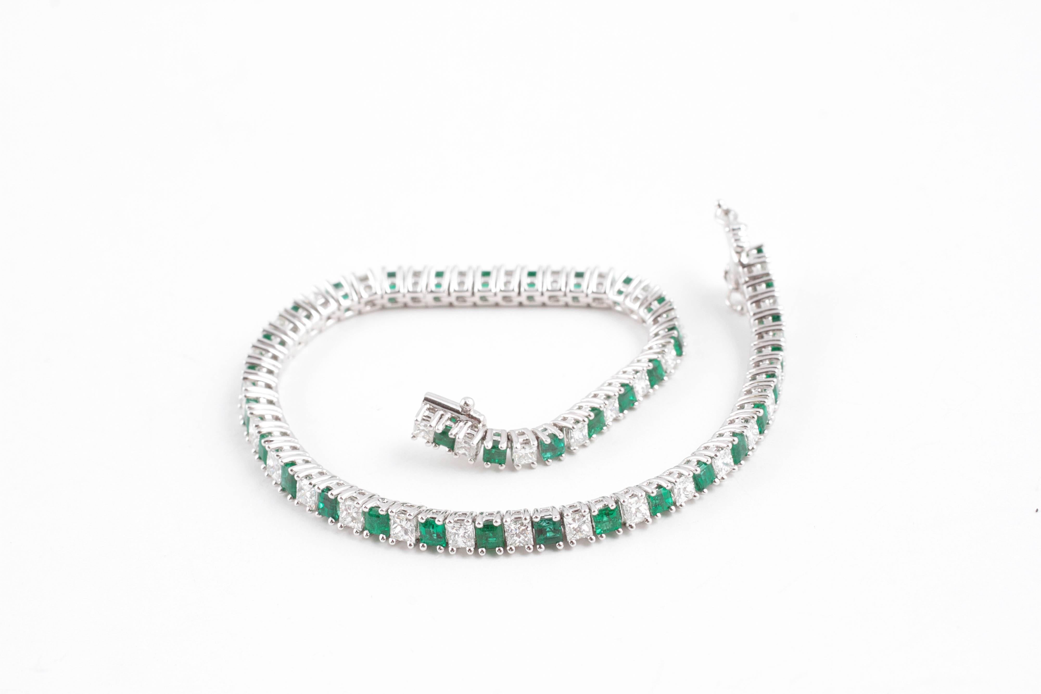 Platinum 2.55 Carat Emerald 3.75 Carat Diamond Bracelet 4