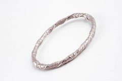 18 Karat White Gold Etched Bangle