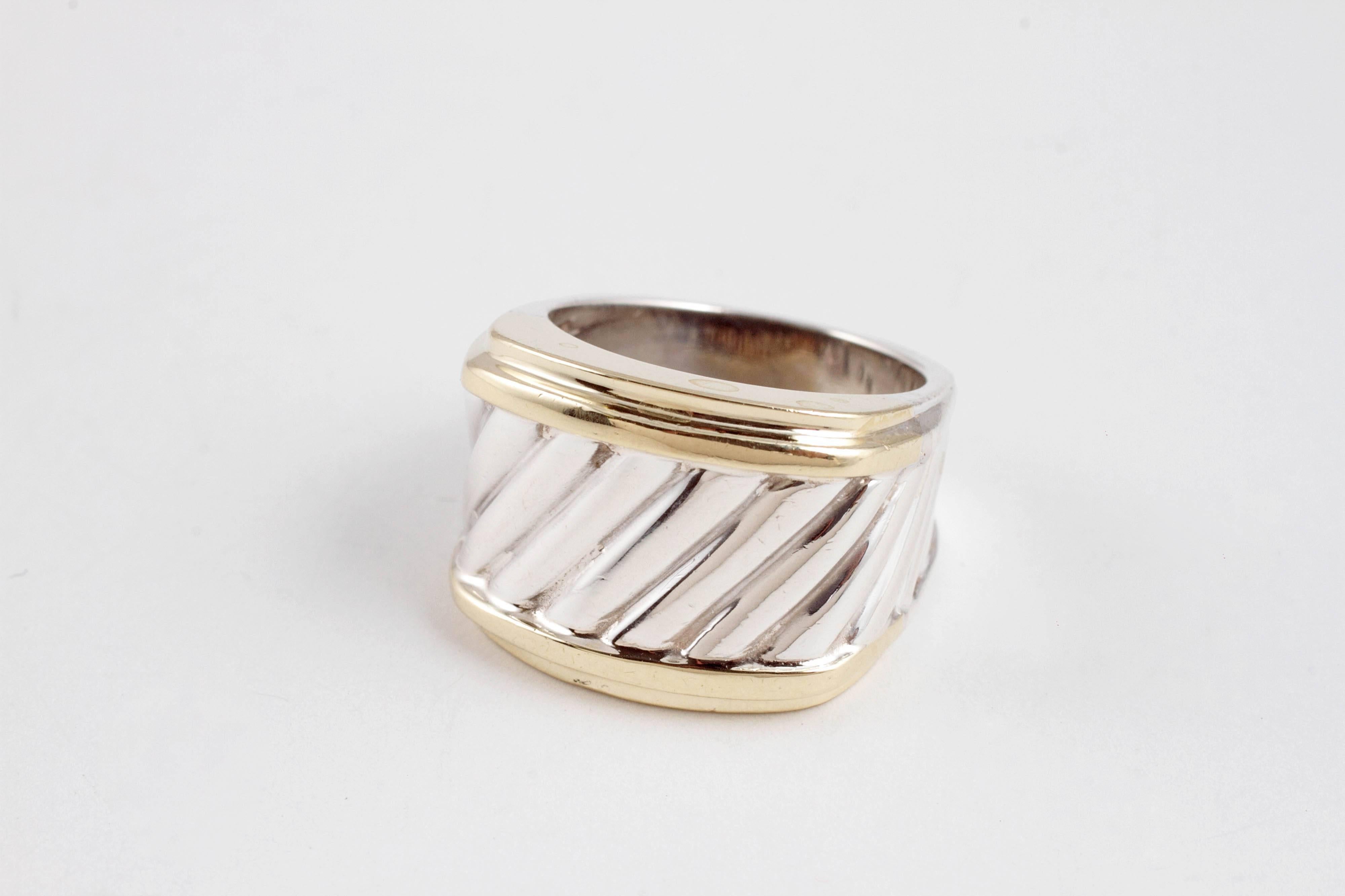 A classic ring from a classic designer! In a size 6.