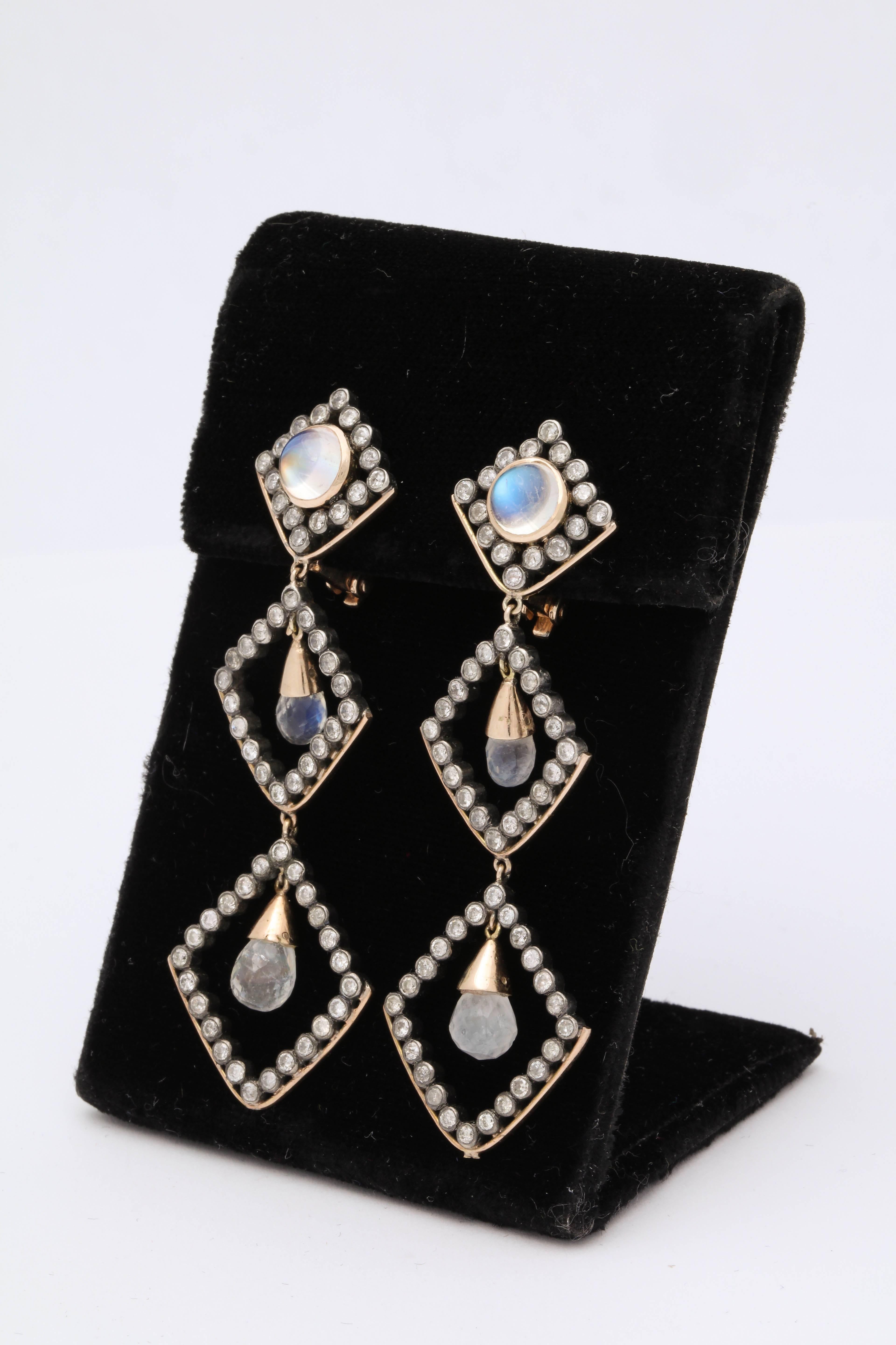 1960s Moonstone Diamonds Triangular Shape Dangle Earrings In Good Condition In New York, NY