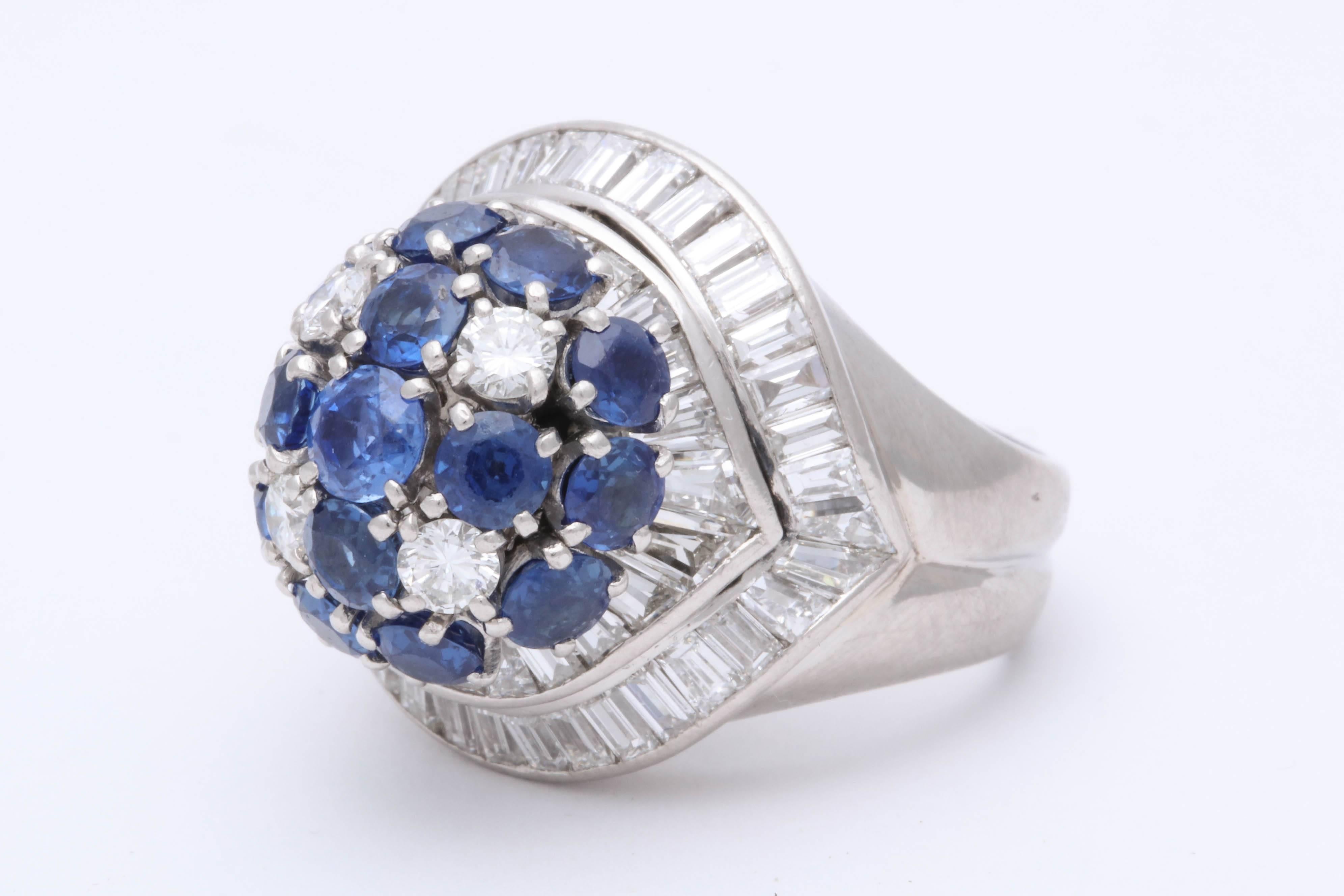 1950s Elegant Ballerina Style Sapphire with Baguette Diamonds Platinum Ring In Good Condition In New York, NY