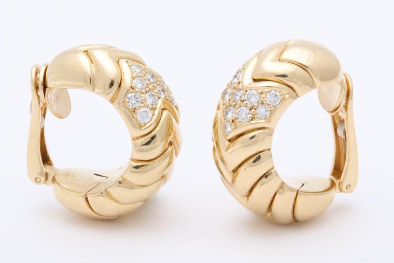 1980s Half Hoop Design Chevron Style Diamond and Gold Earrings with Clip Backs For Sale 1