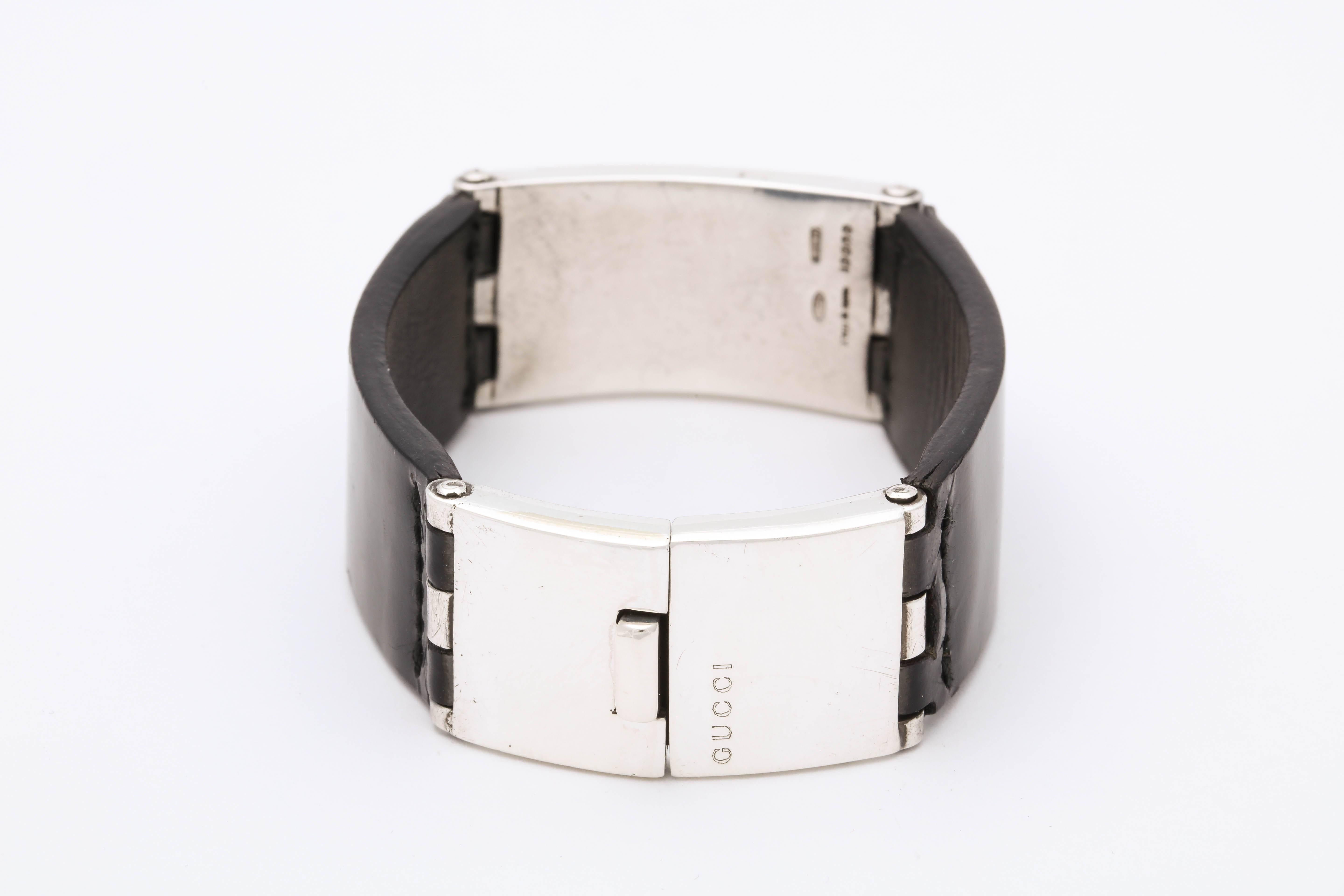 1980s Gucci Leather with Sterling Silver Panels Chic and Hip Link Bracelet For Sale 3