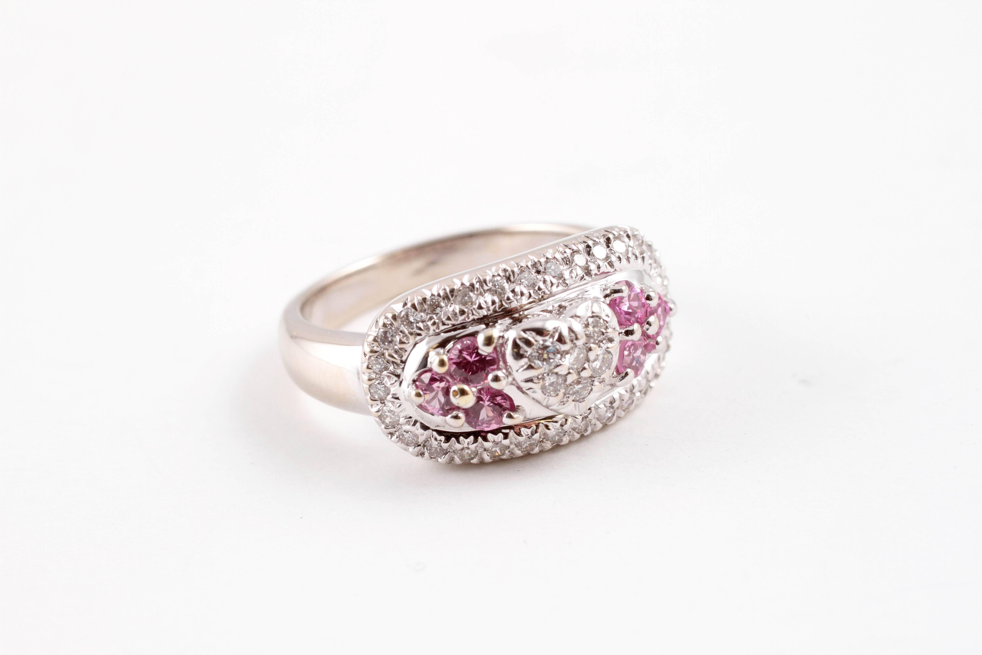 Round Cut Diamond Pink Sapphire White Gold Ring For Sale
