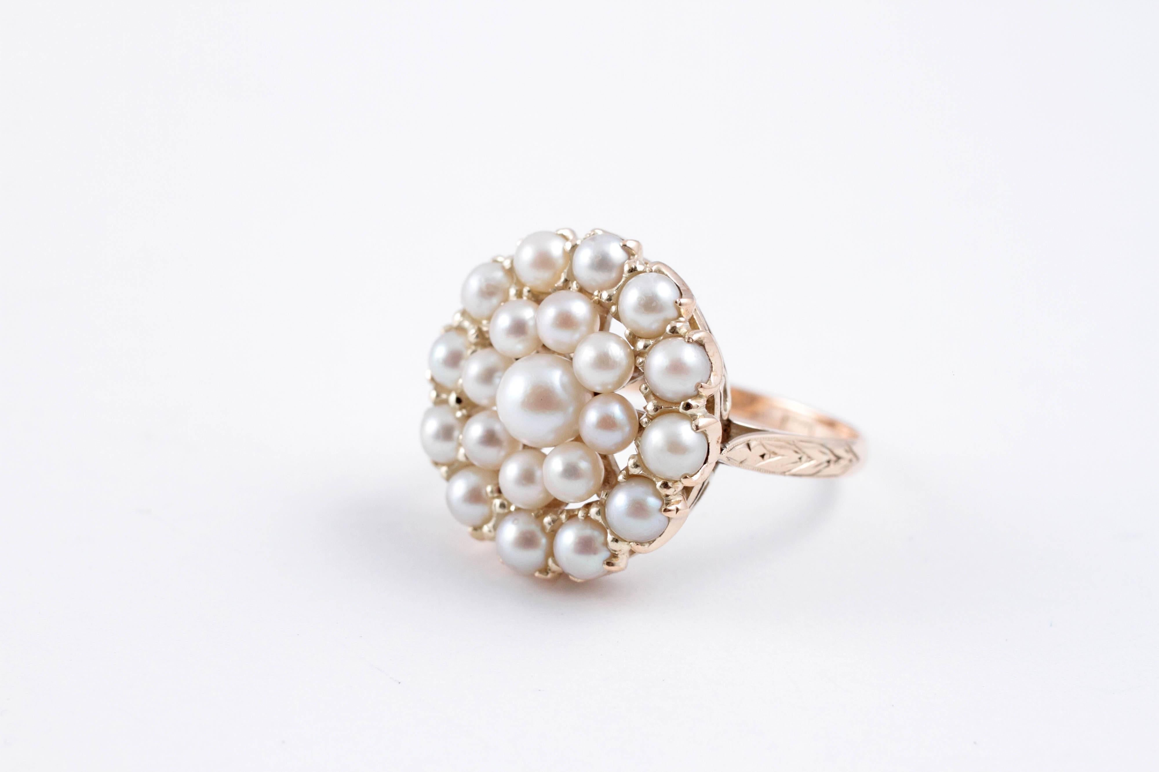 Such a sweet cultured pearl ring in 14 karat yellow gold!  Size 6 1/4
