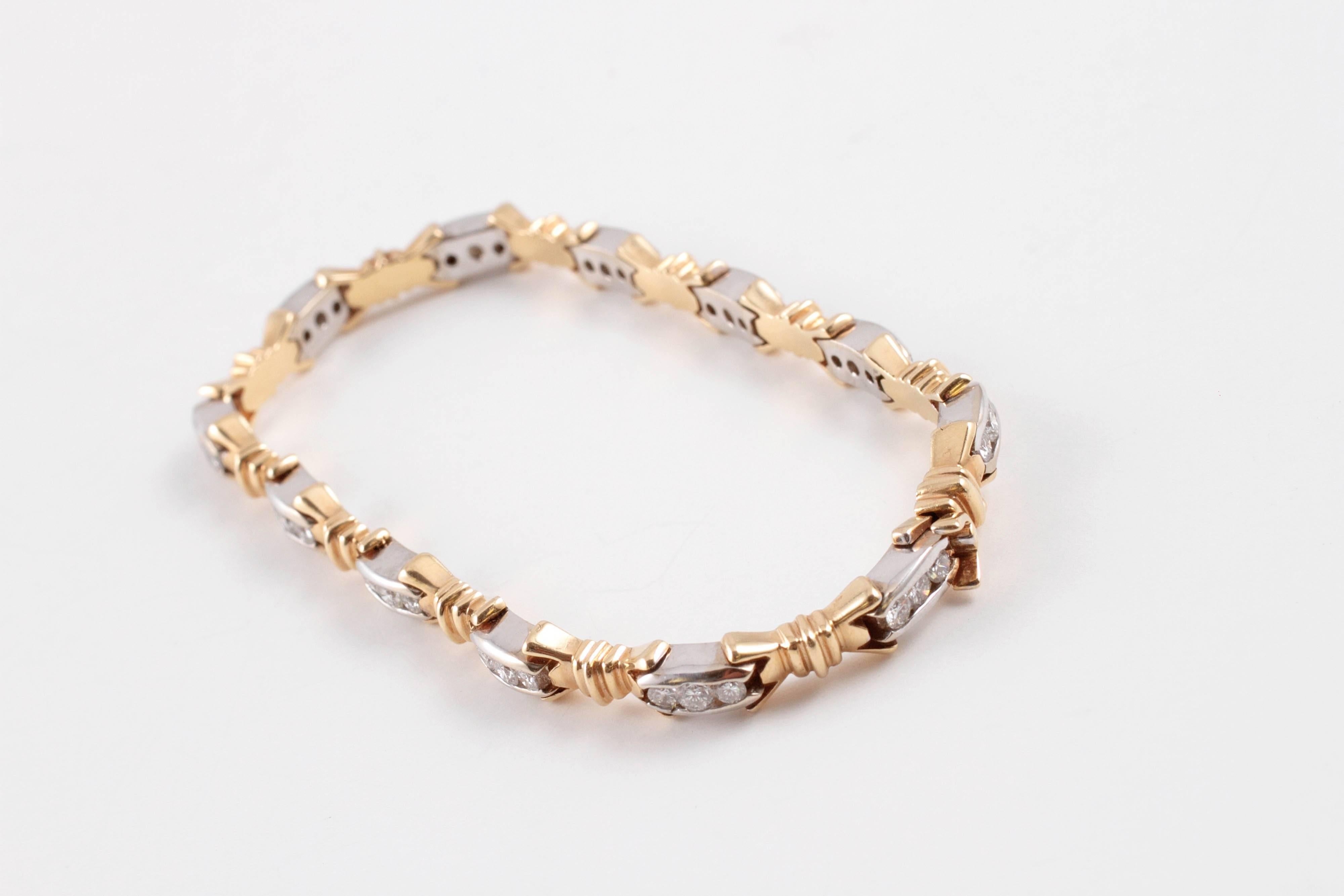 Women's or Men's 1 Carat Diamond Bracelet For Sale