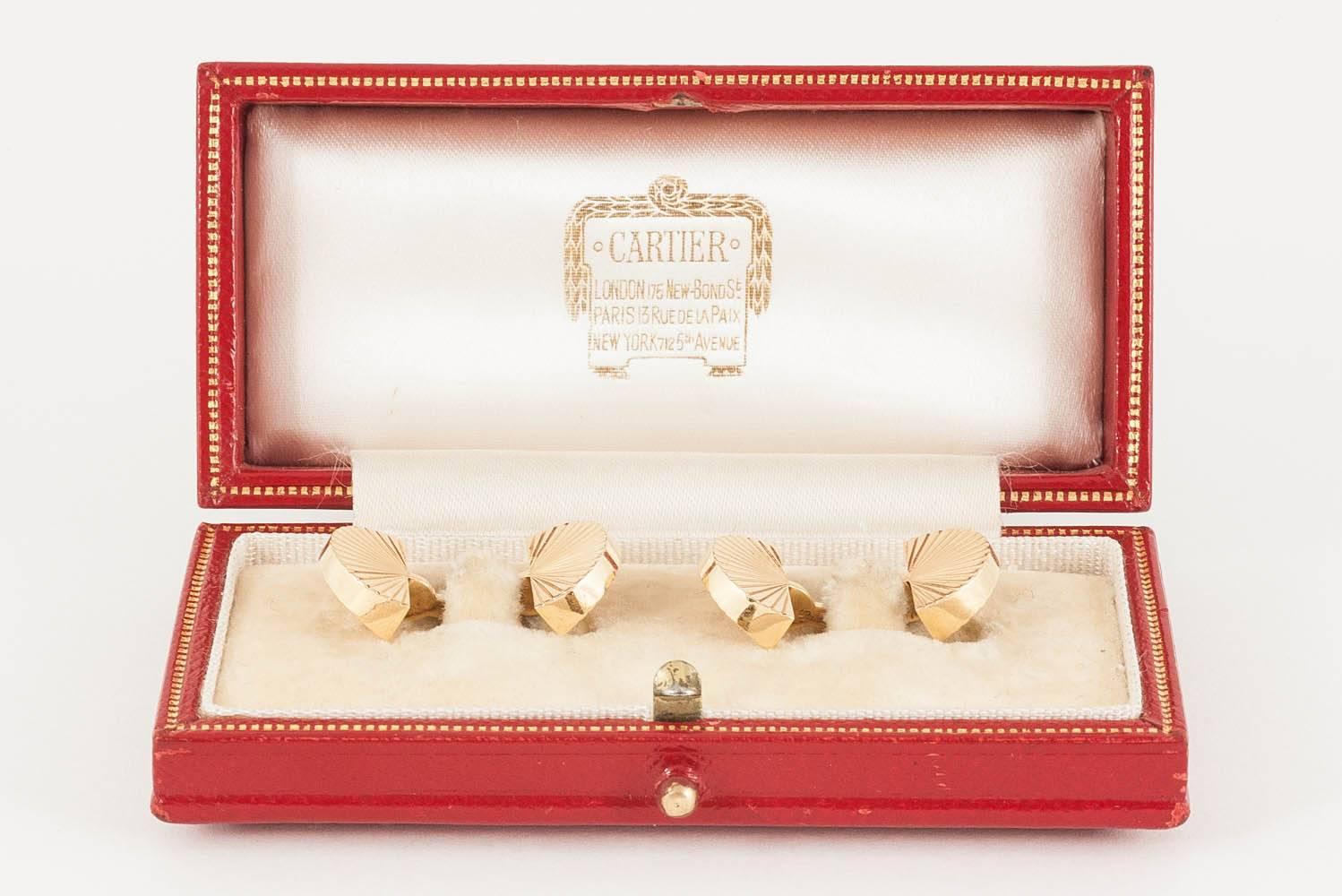 Vintage Cartier Paris, Fan Shaped Cufflinks in 18 Karat Gold, French circa 1950 4