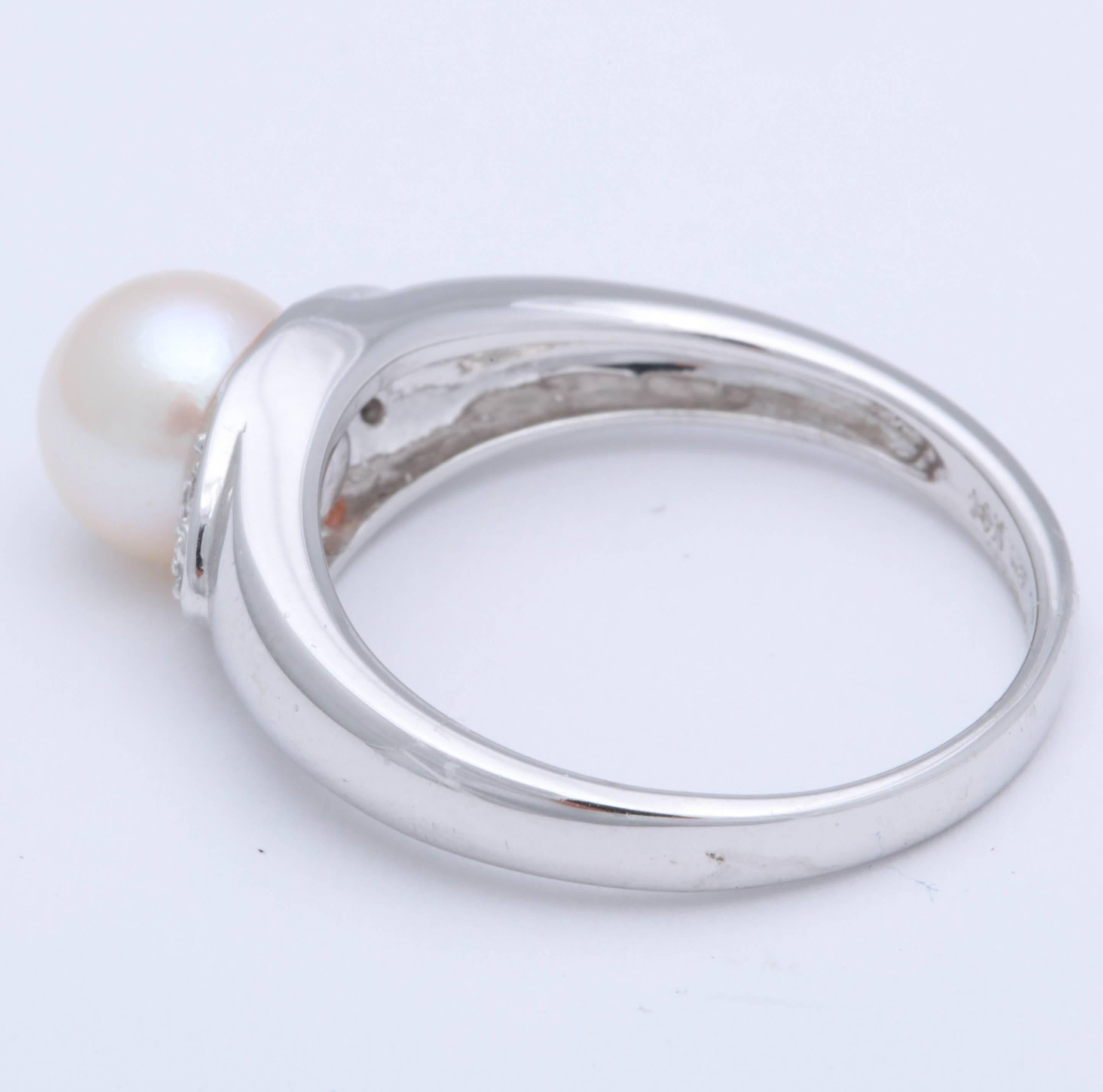 Women's or Men's Pearl, Diamond White Gold Ring For Sale