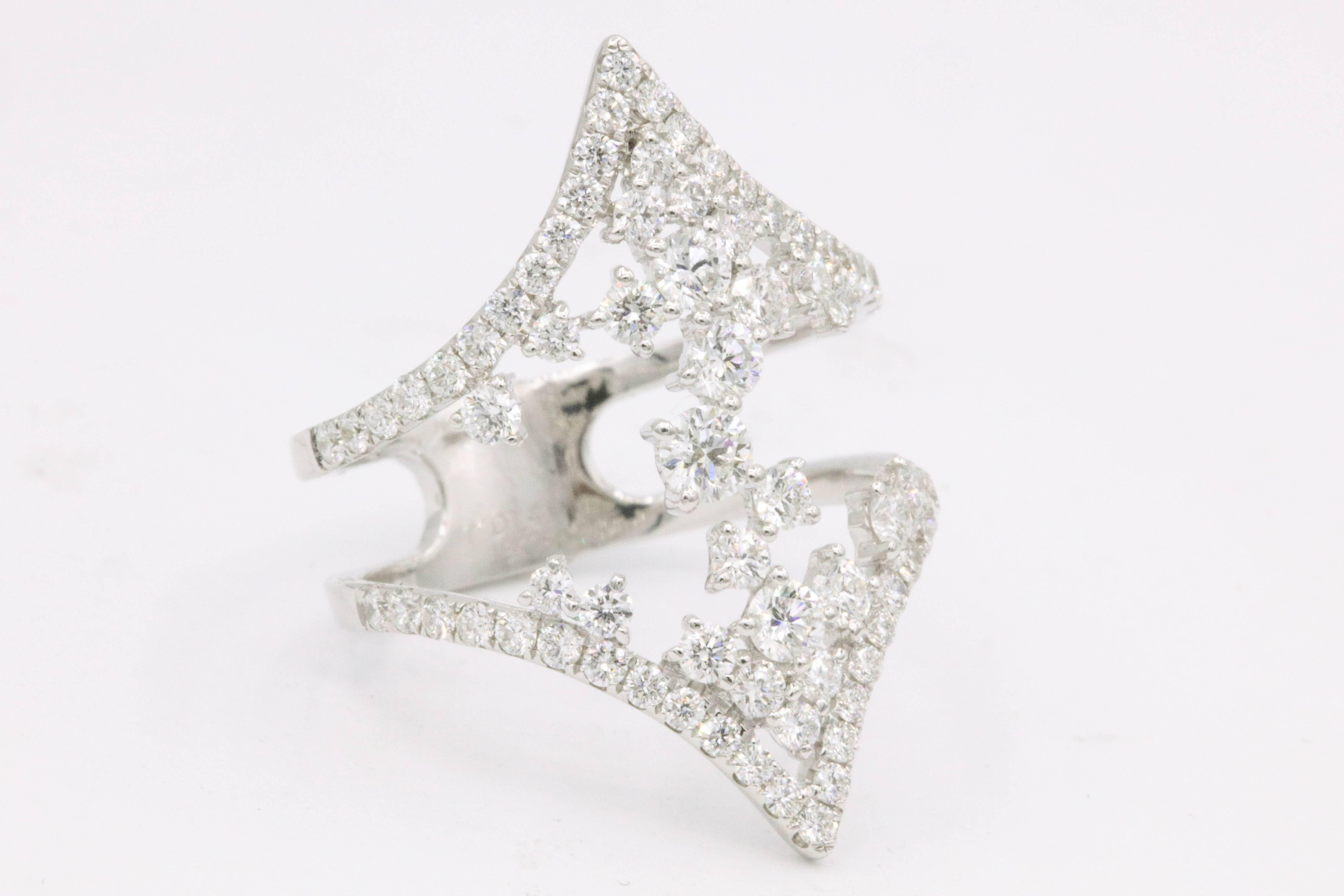 Moderne Bague à la mode en diamant 1,53 carat en vente
