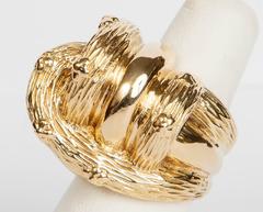 1970s Gold Knot Domed Ring