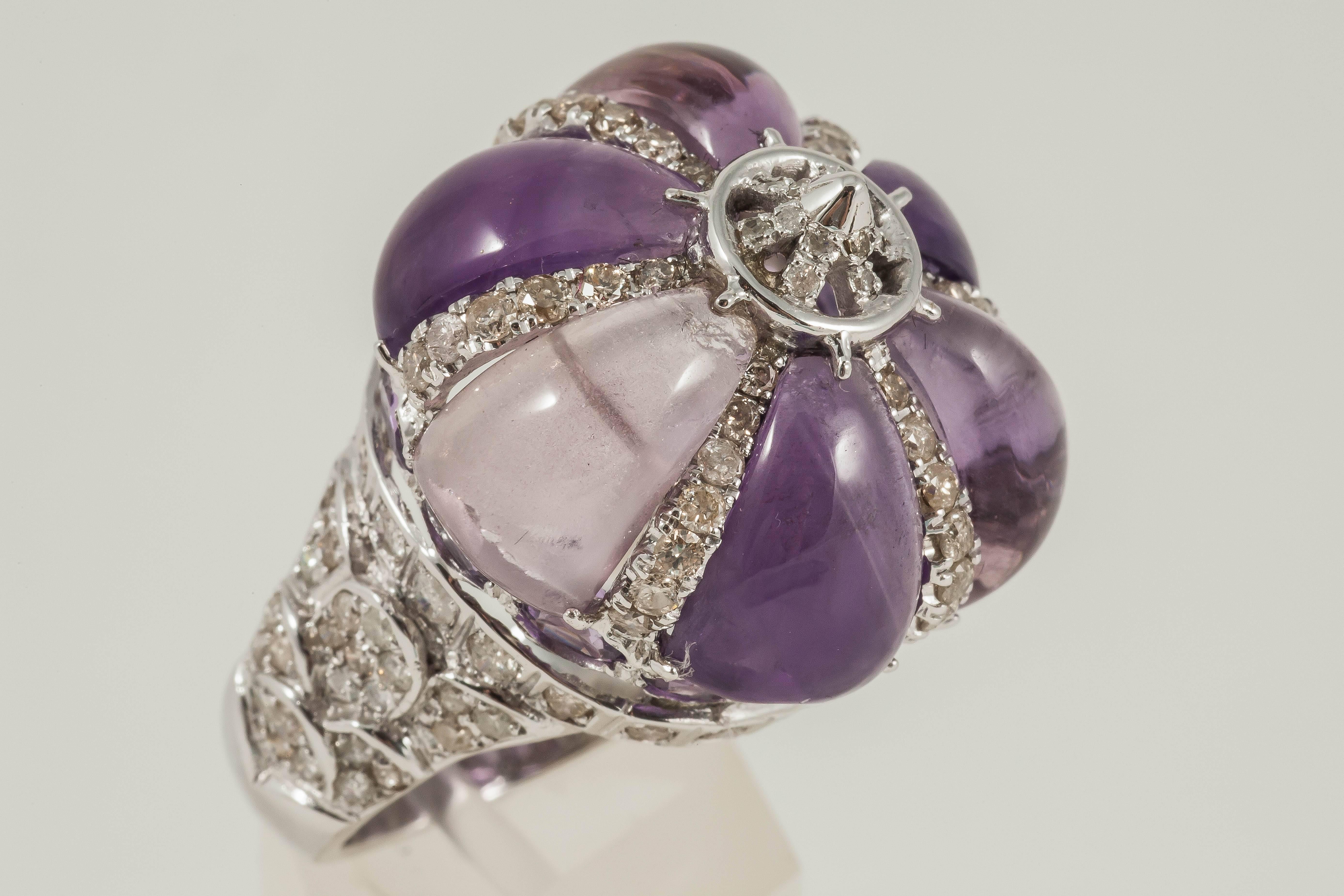 Cabochon Amethyst Diamond gold Dome Cocktail Ring In New Condition For Sale In London, GB