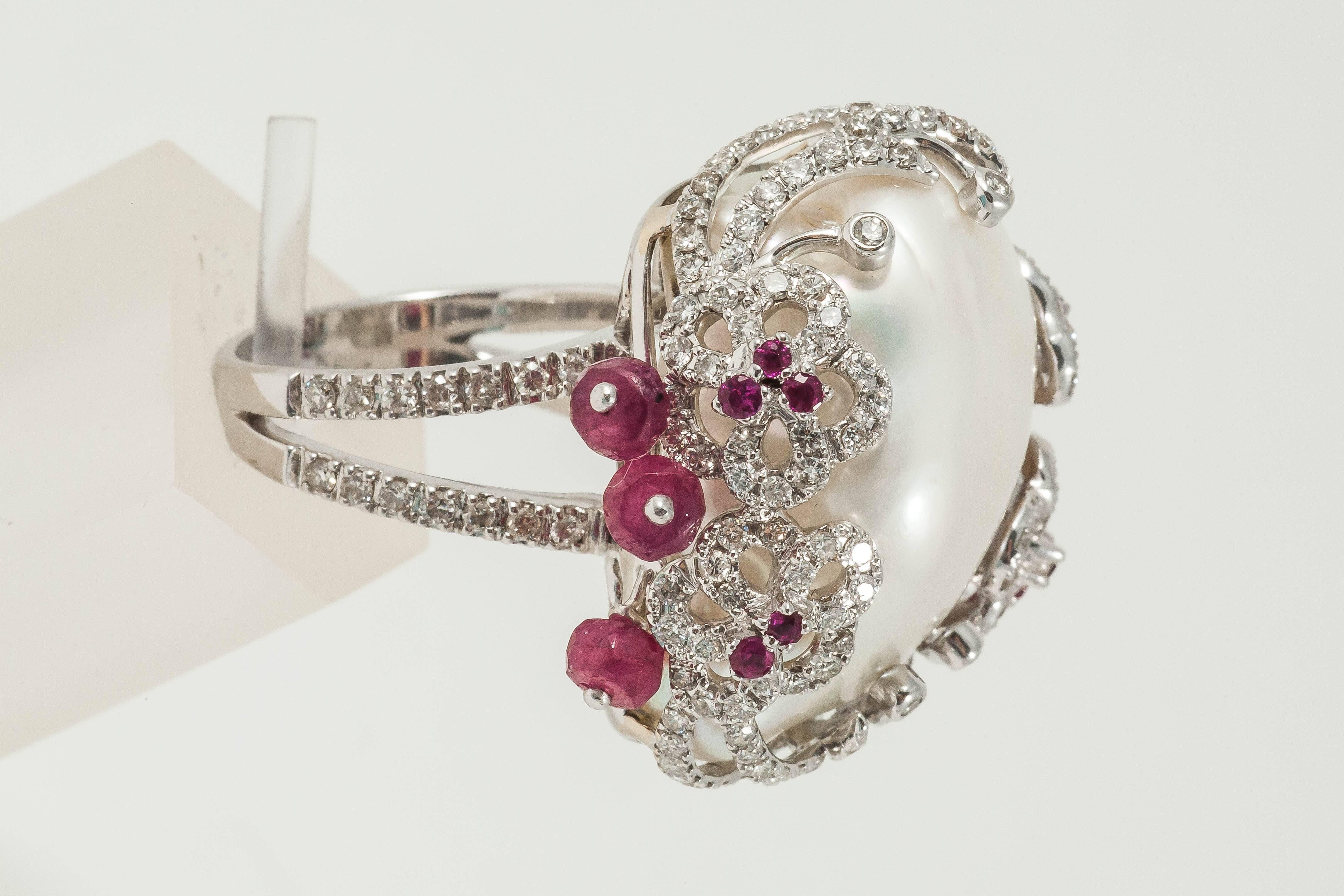 Baroque Pearl Ruby diamond gold cocktail Ring  In New Condition For Sale In London, GB
