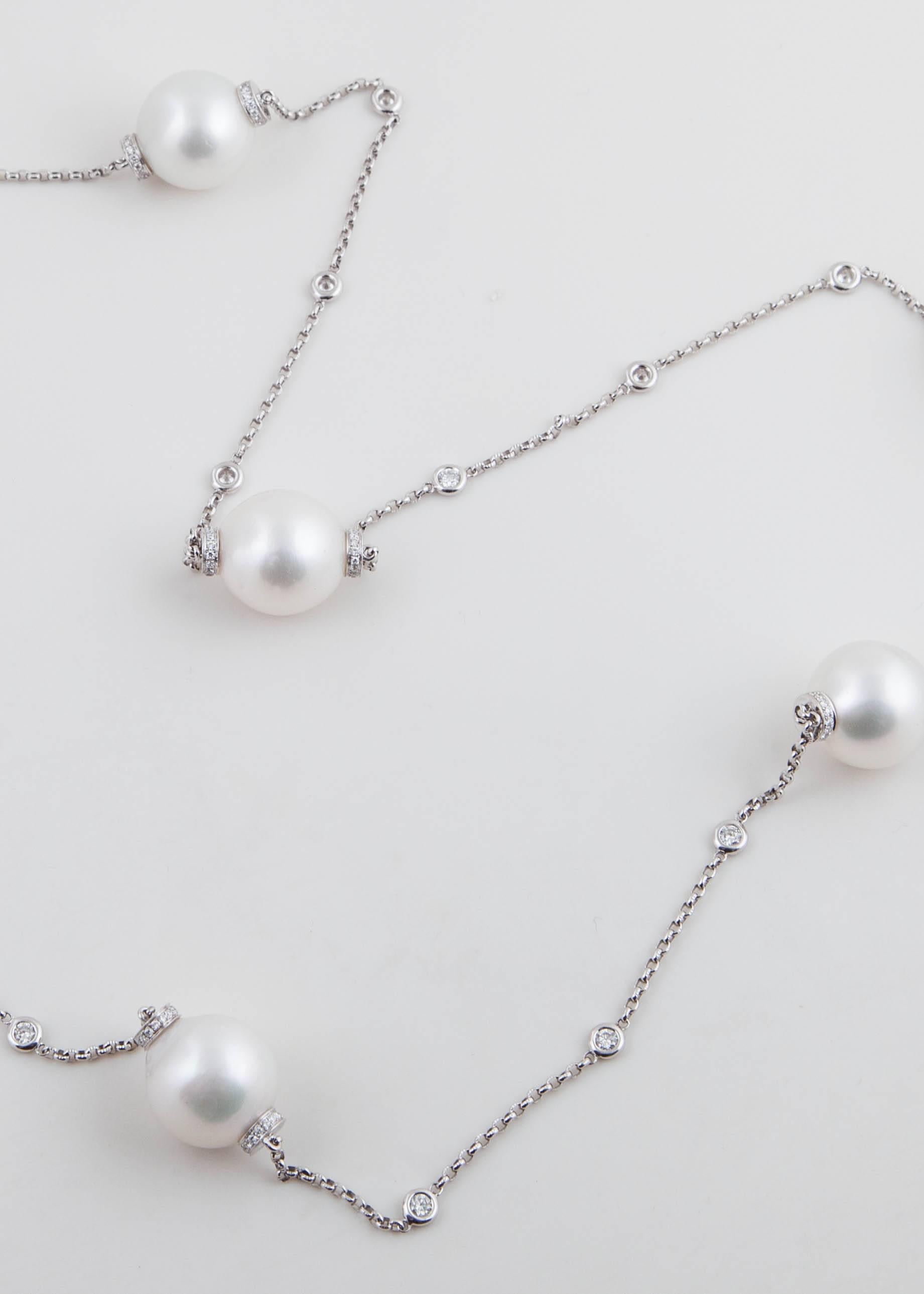 Modern White South Sea Pearl and Diamond Nacklace For Sale