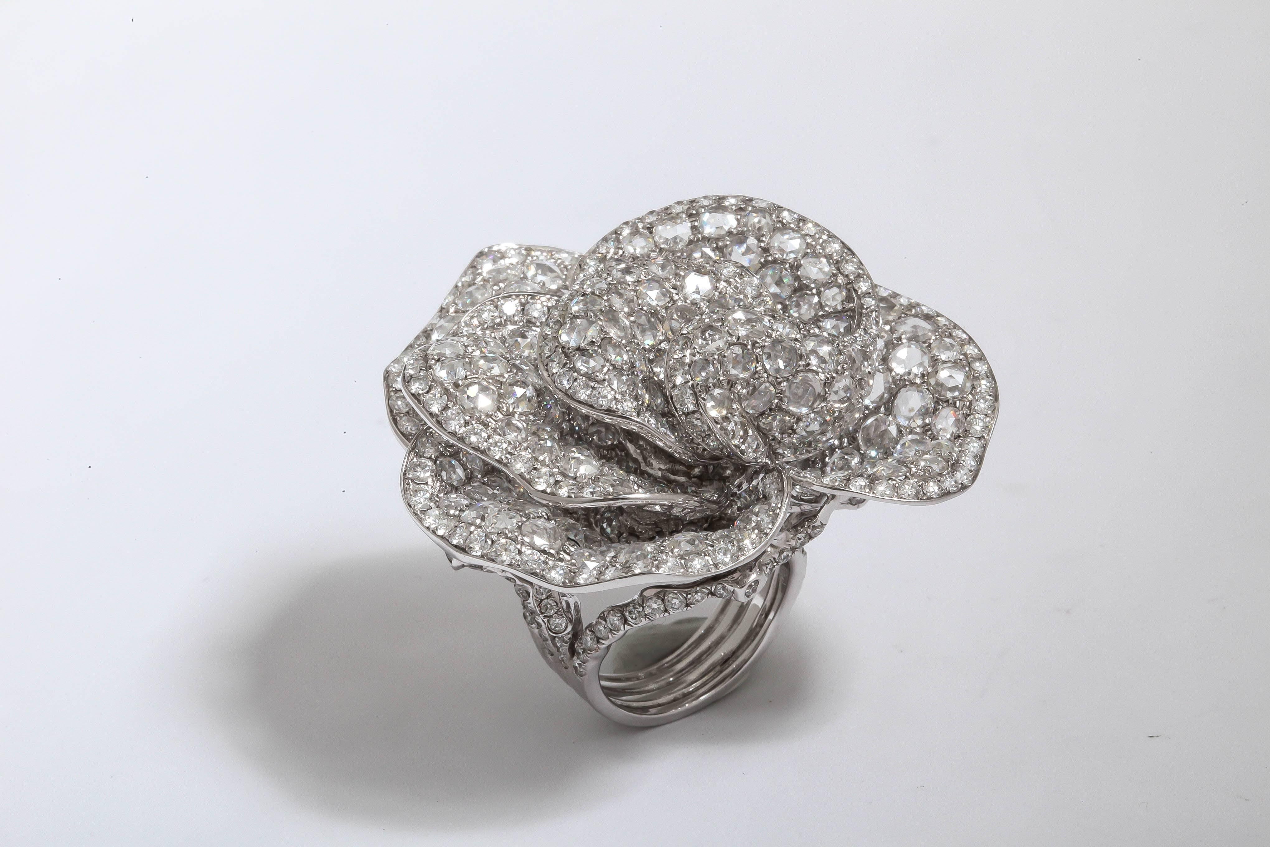 Diamond Gold Flower Cocktail Ring For Sale 2