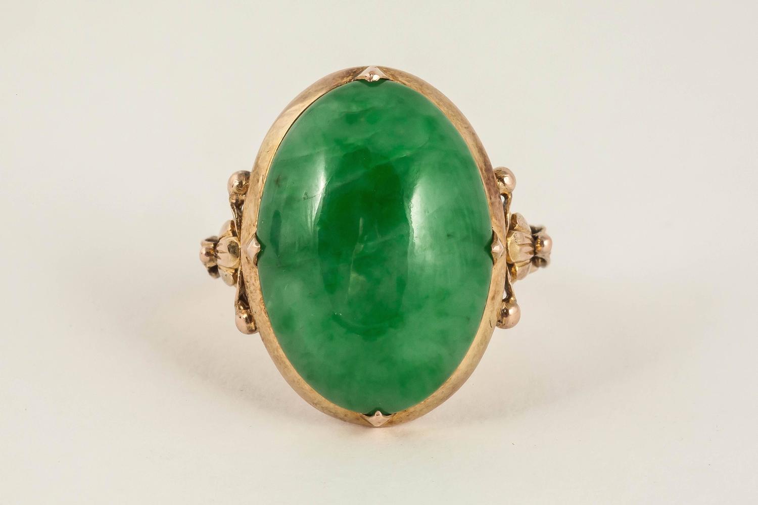 Jade Ring For Sale at 1stdibs