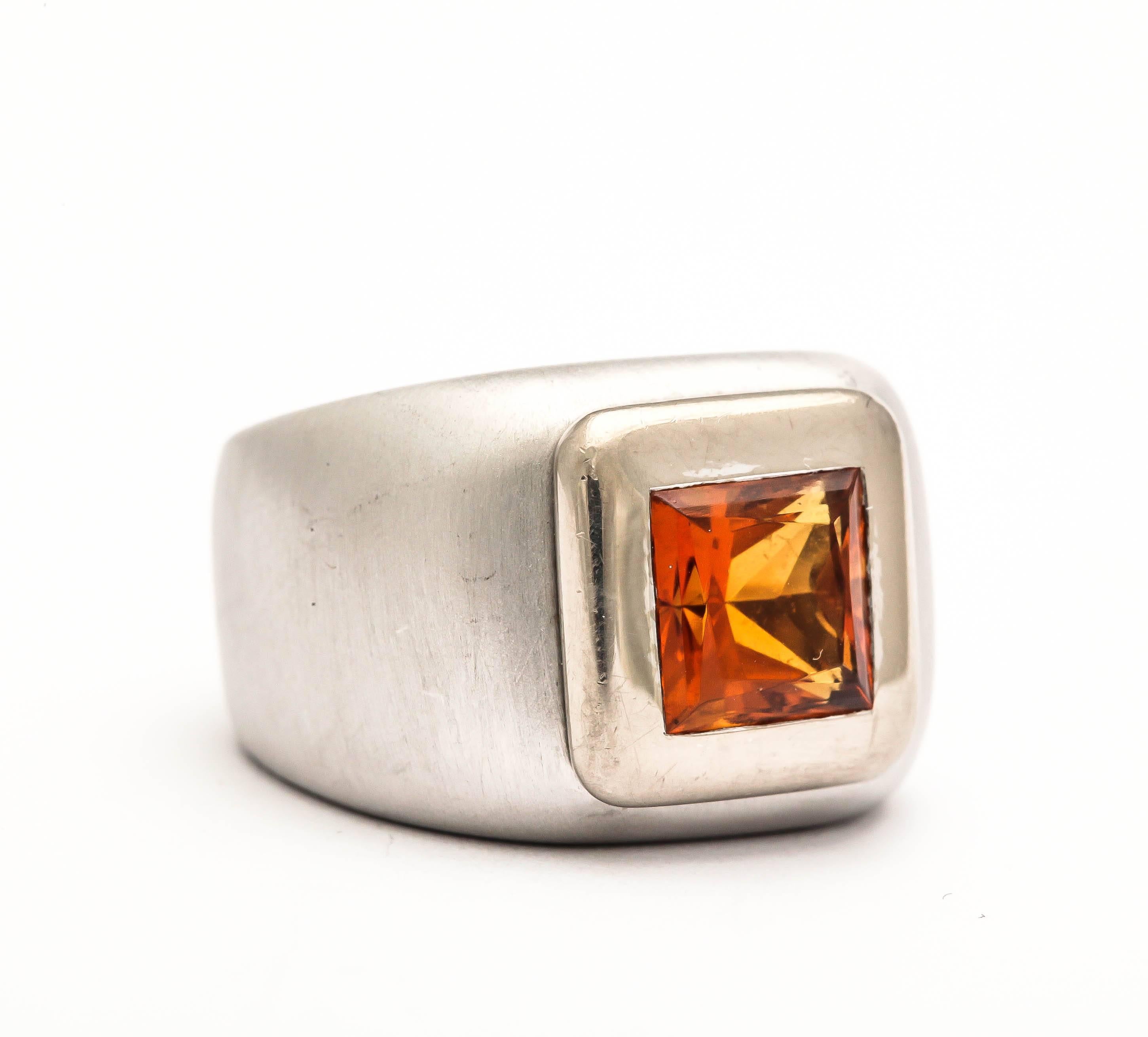 Heavy 18t White Gold Square cut Citrine Ring.  Marked 750.  Great Uni-sex Pinky Ring full of style.  Matte finish.
