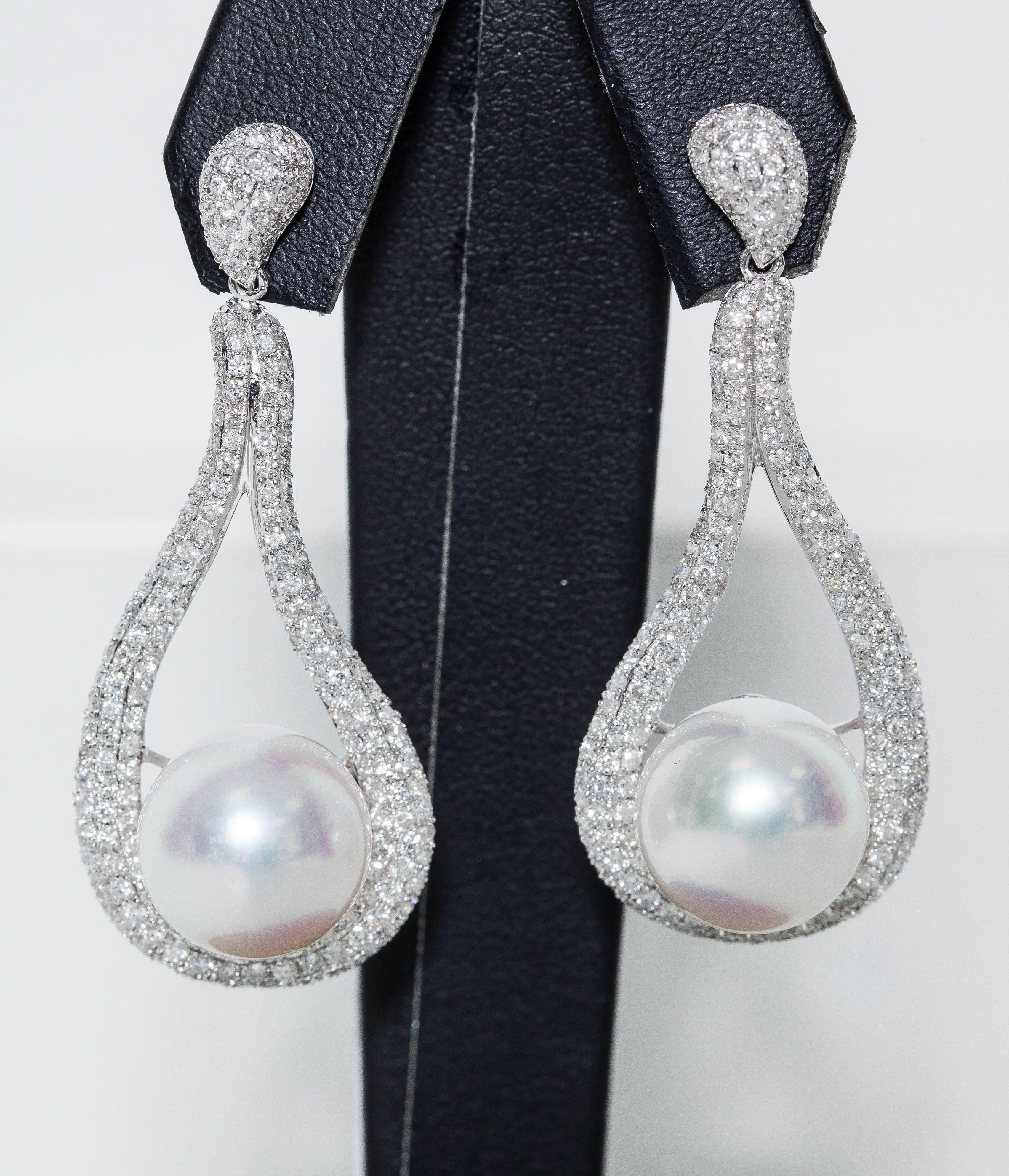 Contemporary South Sea Pearl and Diamond Dangle Earrings For Sale