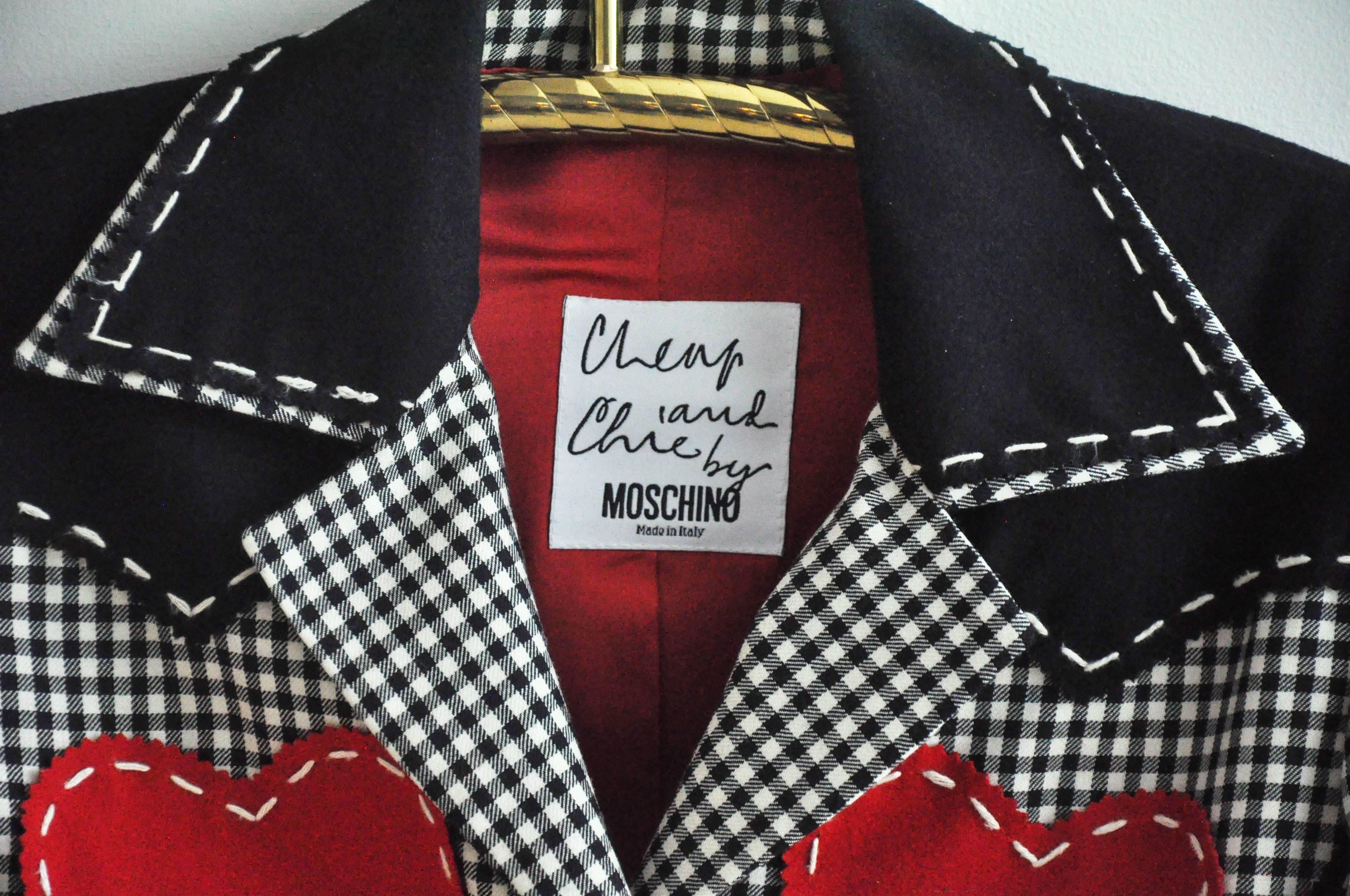 1990s Moschino Red Hearts Wool Jacket  For Sale 3