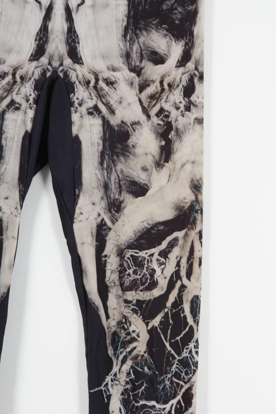 Alexander McQueen Tree Print Leggings In Excellent Condition In Chicago, IL