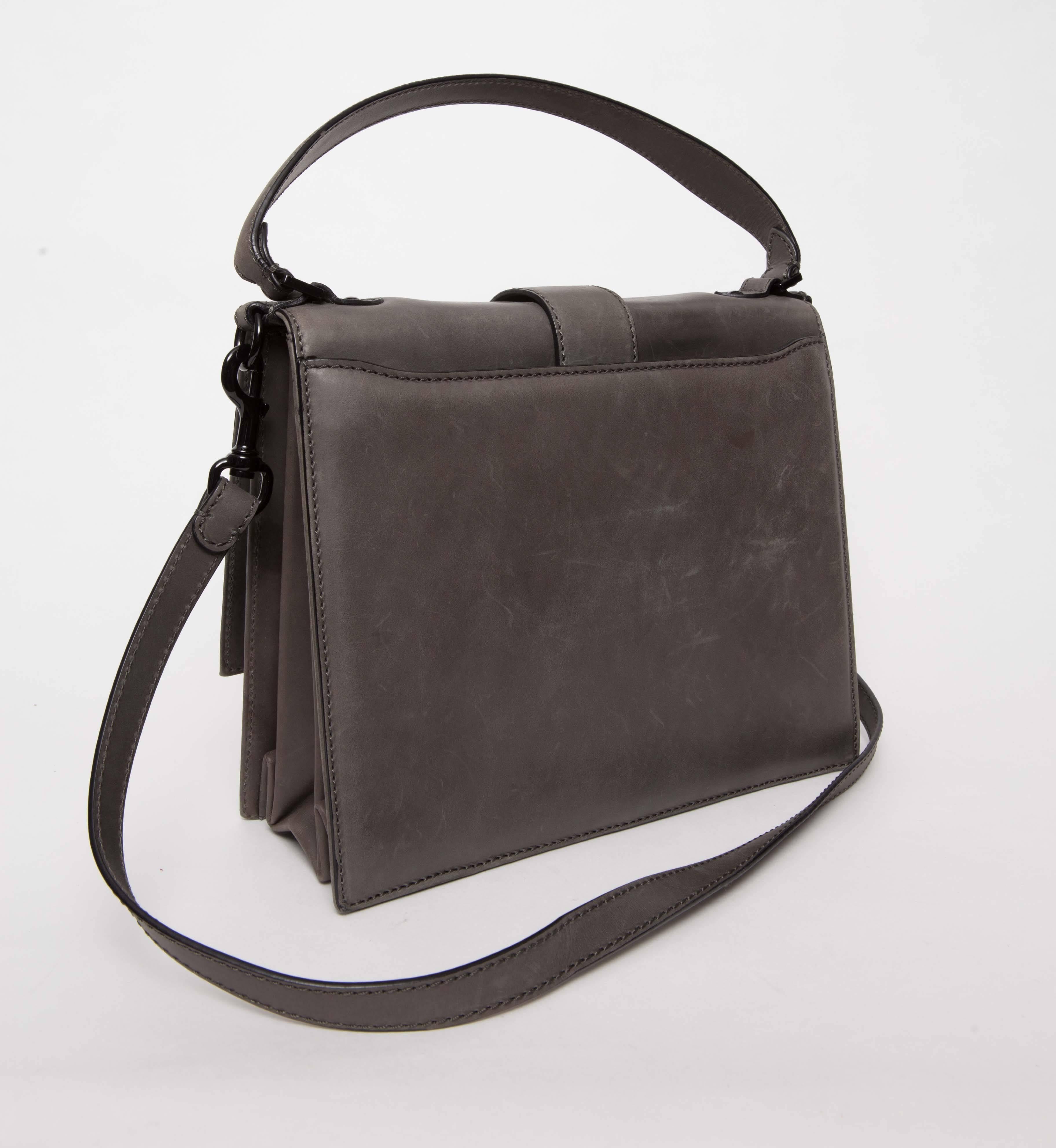 Valentino Grey Leather Bag with Top Handle and Detachable Shoulder Strap In Good Condition In Westhampton Beach, NY