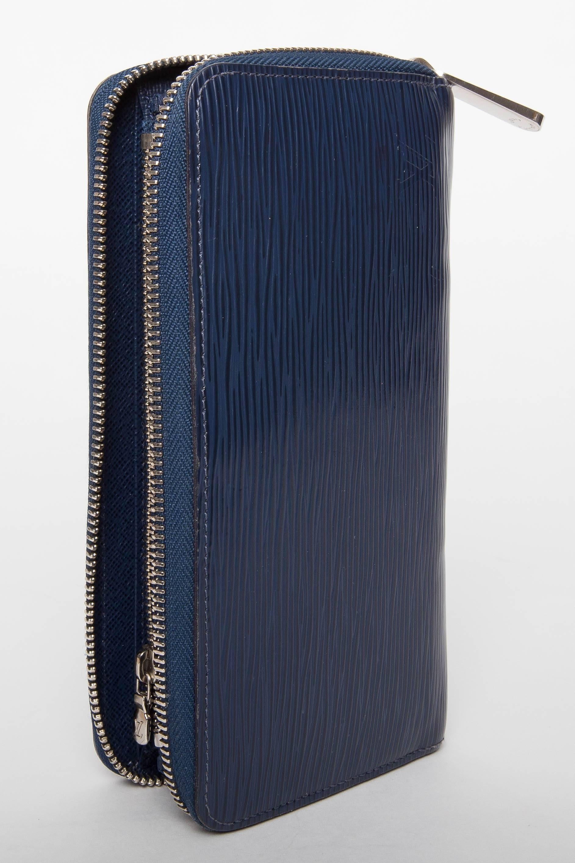 Gray Louis Vuitton Dark Blue Epi Leather Zippy Long Wallet