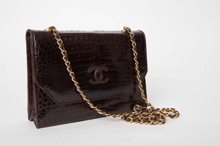 Vintage Chanel Brown Crocodile Shoulder Bag - Excellent Condition For Sale 5