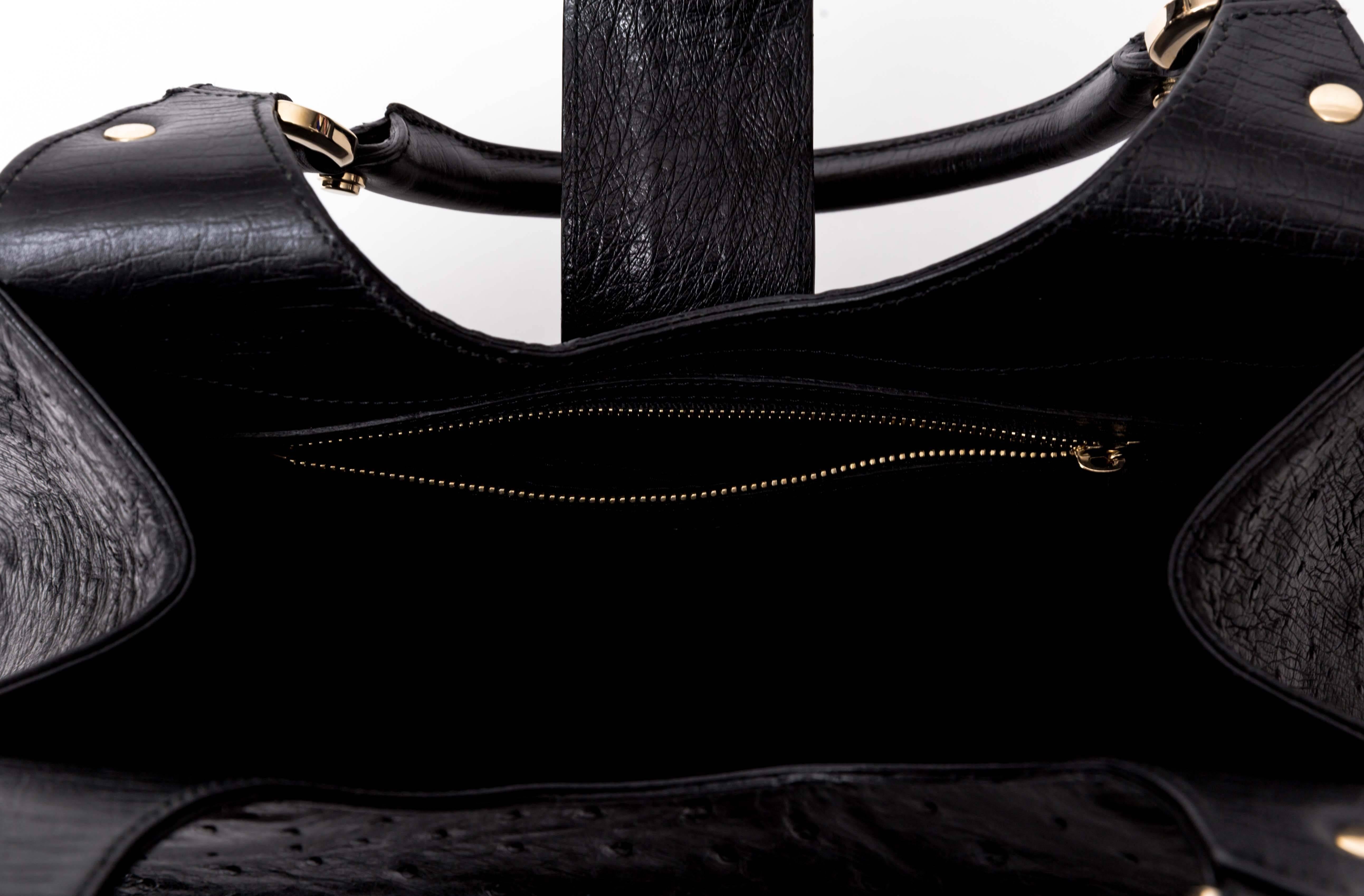 Gucci Black Ostrich Sherry Bag with Gold-Tone Hardware 5