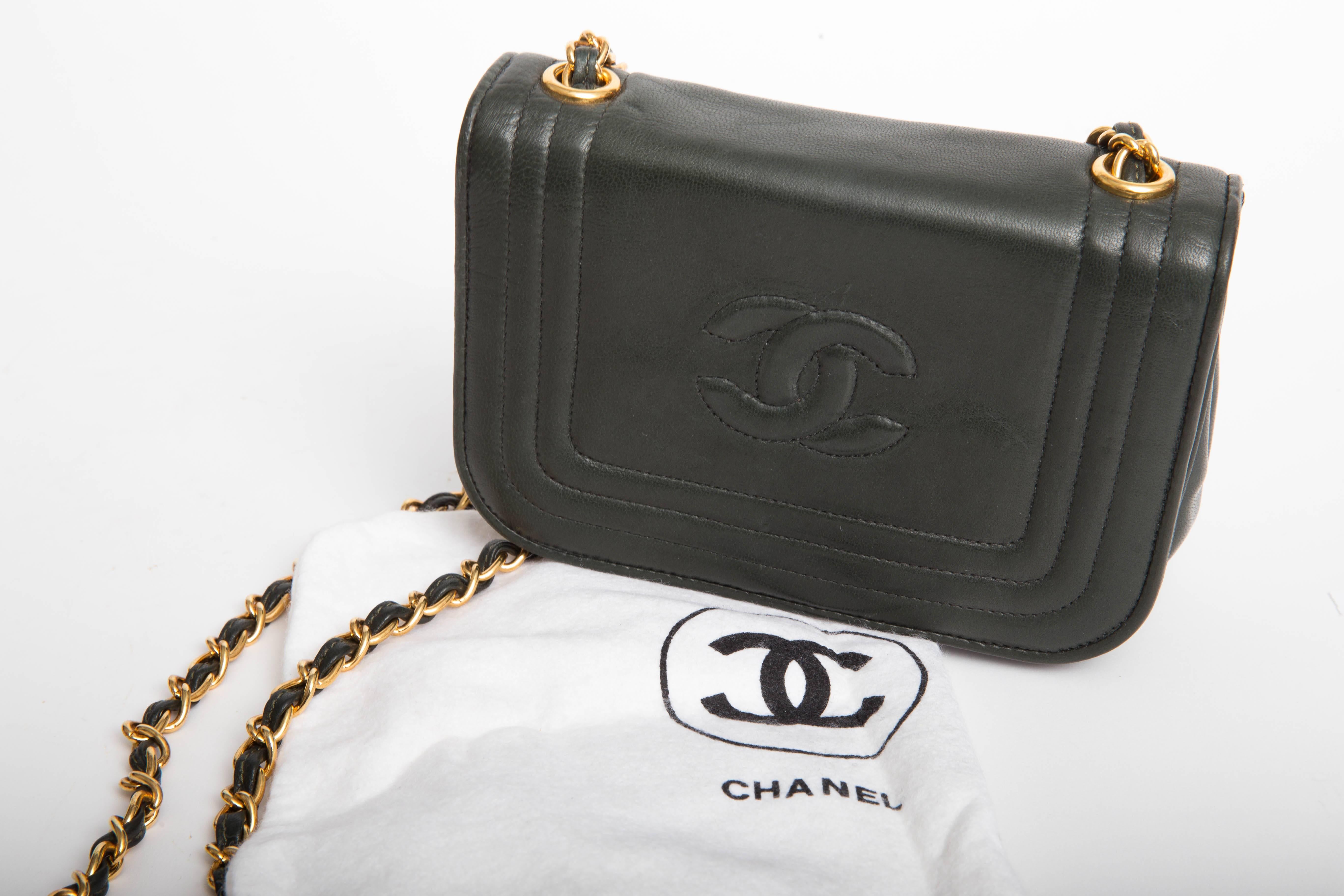 Chanel Vintage Lambskin Dark Green Flap Bag 5