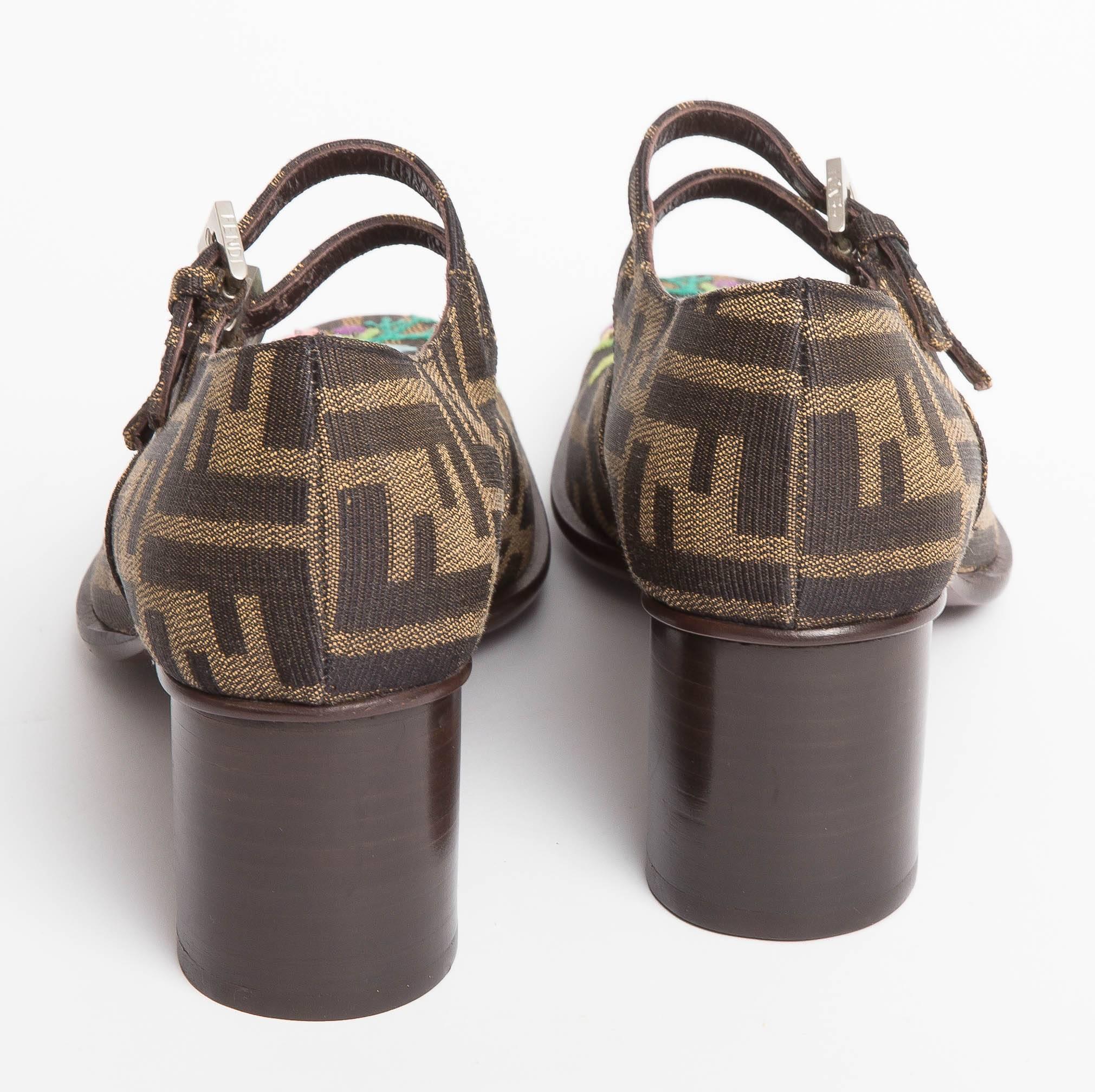 Vintage Fendi Logo Embroidered Mary Jane Shoes In Excellent Condition In Westhampton Beach, NY
