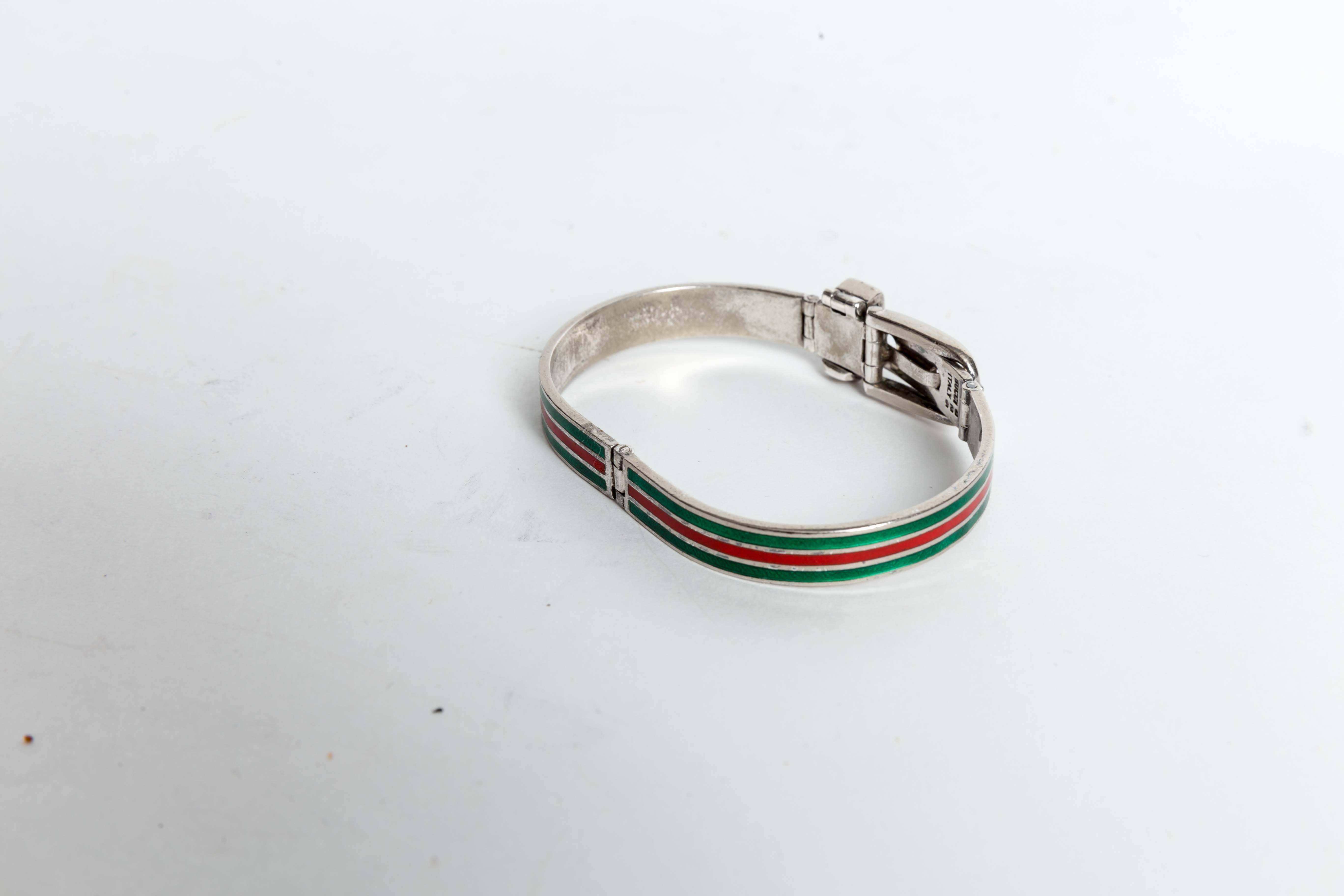 Vintage Gucci Sterling Silver Bracelet with Iconic Red and Green Enamel Stripes In Good Condition In Westhampton Beach, NY