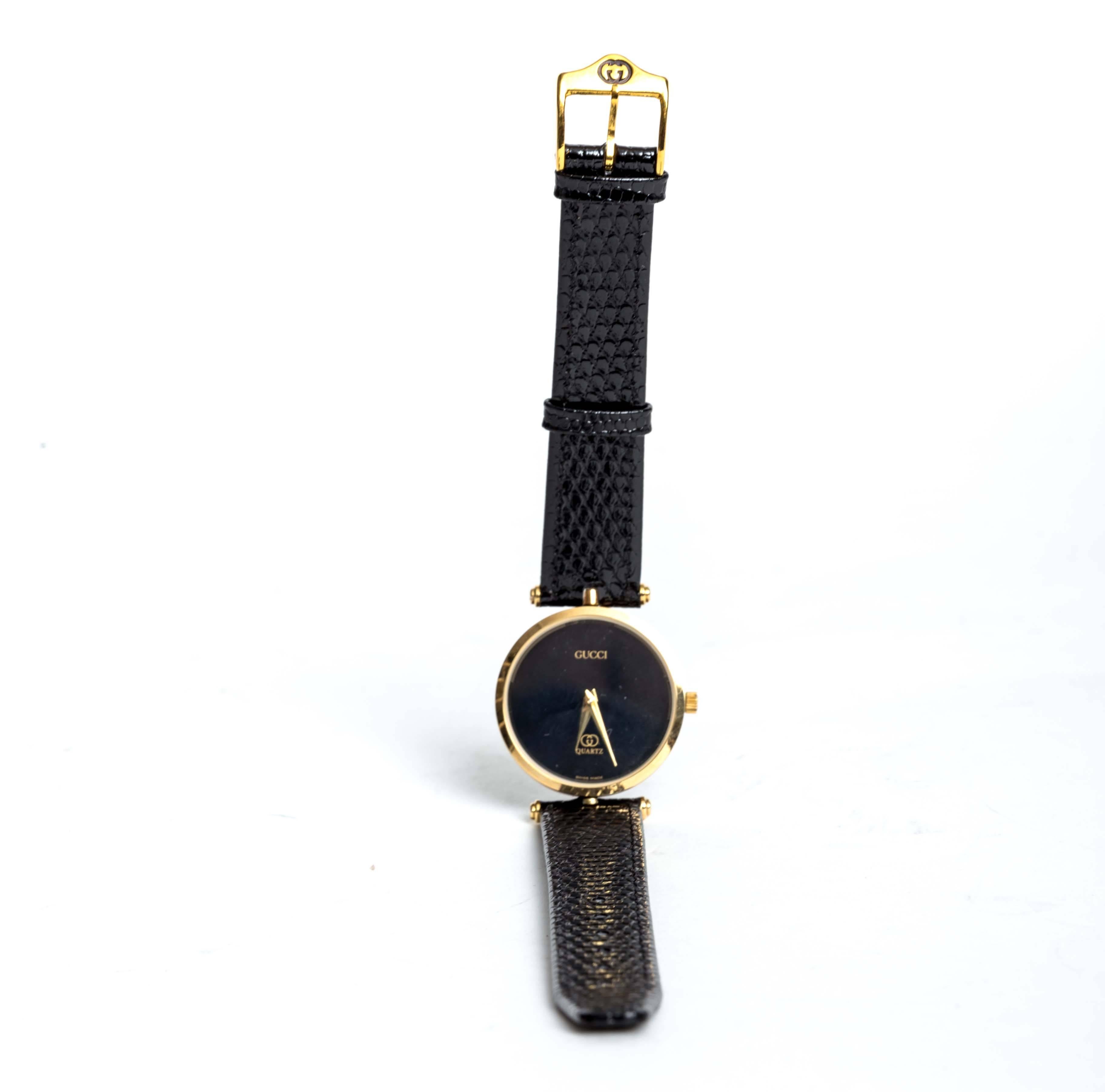Vintage Gucci Women's Black and Gold Tone Reptile Band Watch 2