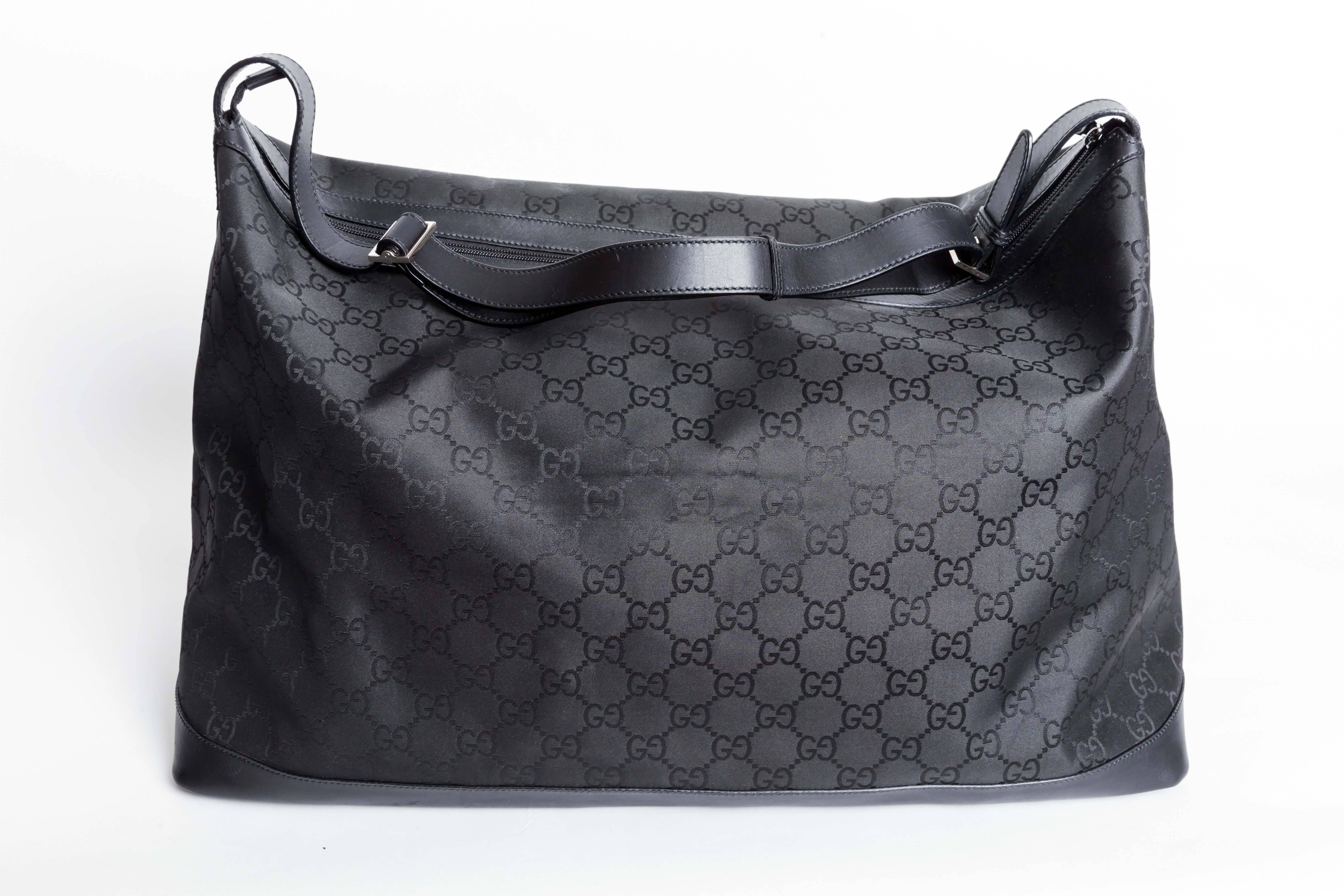 Women's or Men's Gucci 105669 XL GG Guccissima Luggage Travel Overnight Duffle