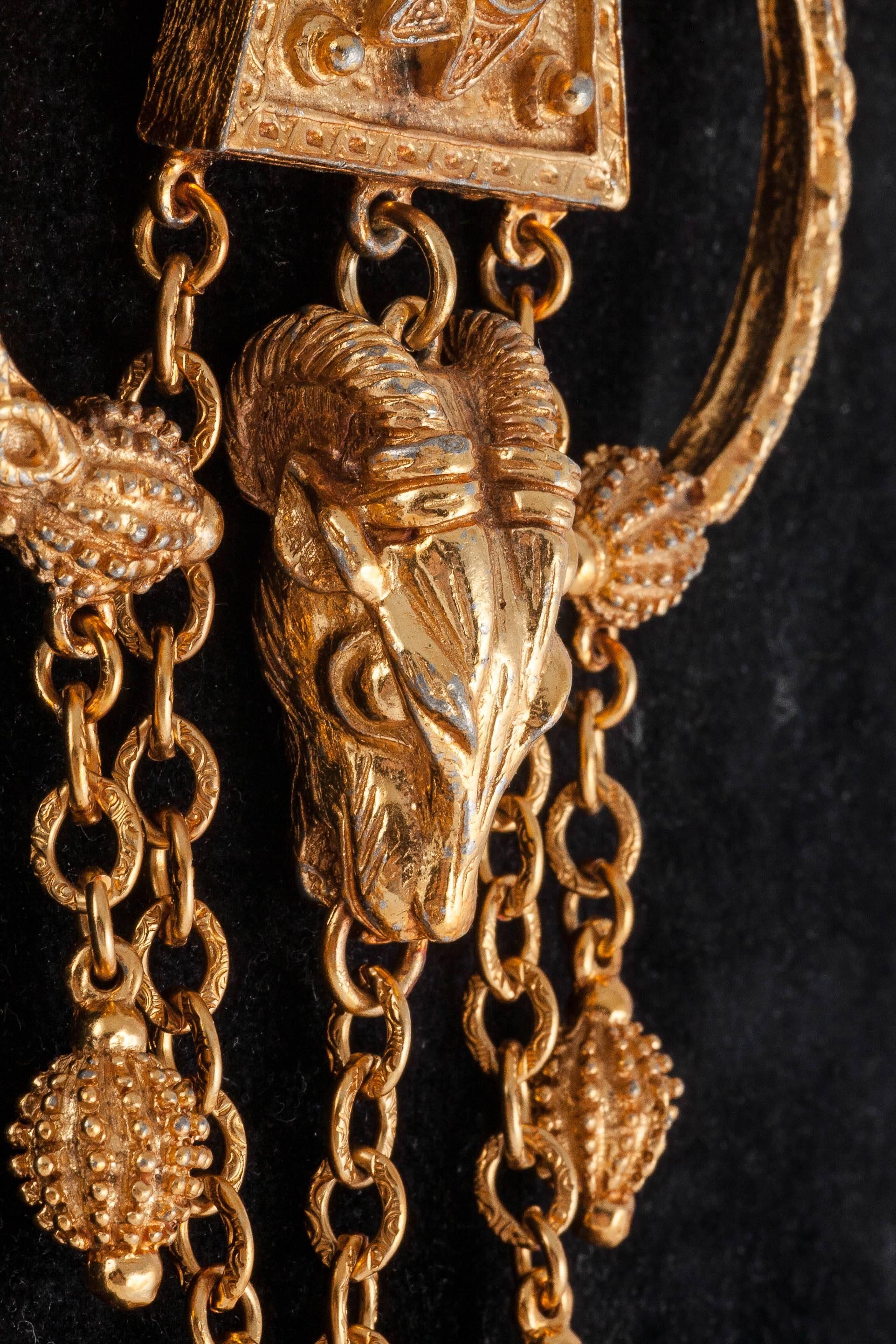 Spectacular 1960s Jules van Rouge gilt Etruscan style necklace In Good Condition In Greyabbey, County Down